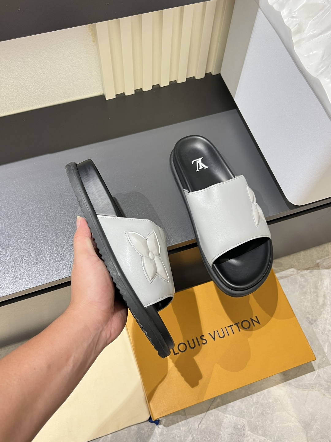 Cheap Louis Vuitton Slippers For Men in 211275, $45 USD- [IB211275] - Replica Louis Vuitton Slippers For Men