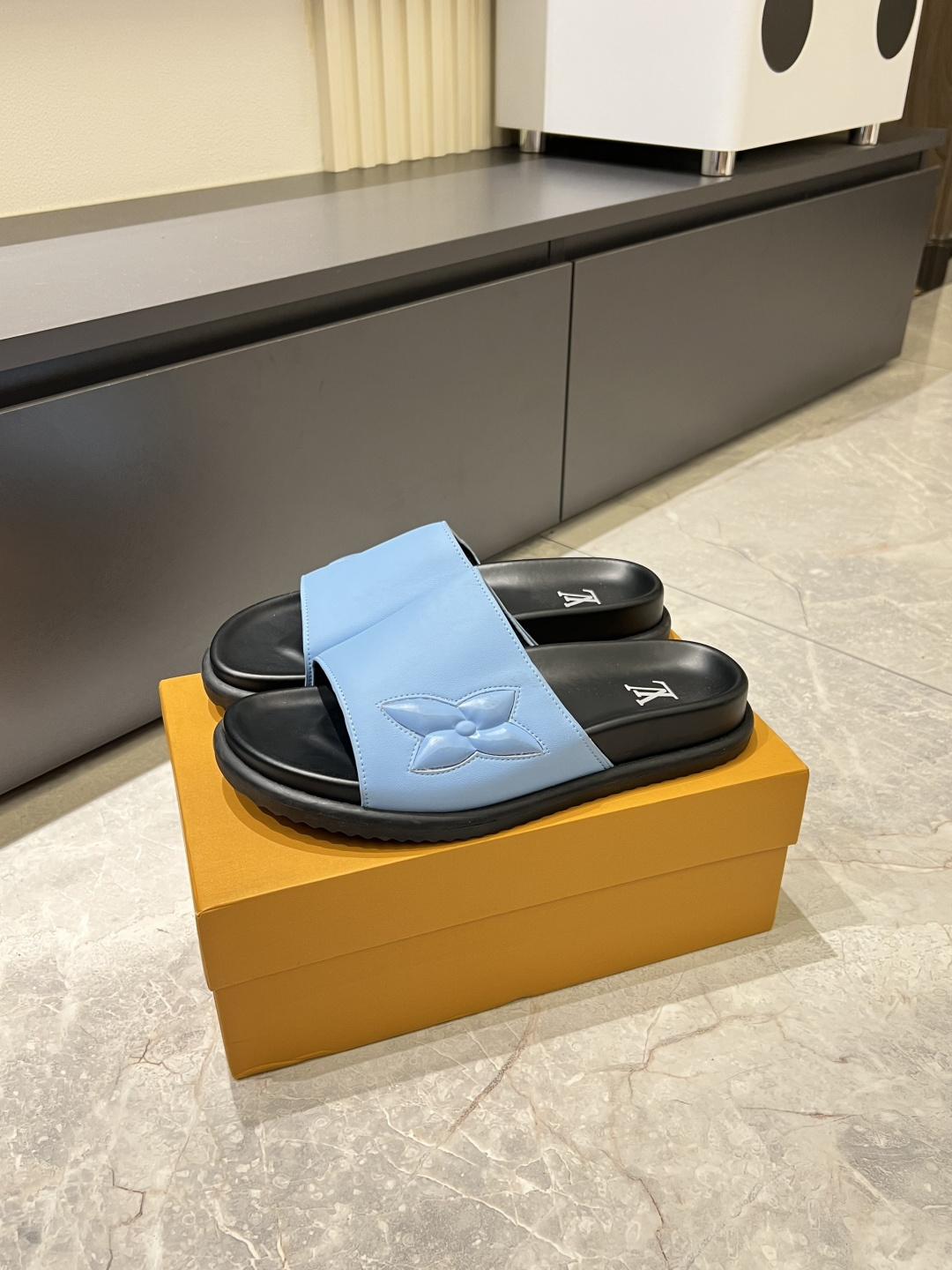 Cheap Louis Vuitton Slippers For Men in 211277, $45 USD- [IB211277] - Replica Louis Vuitton Slippers For Men