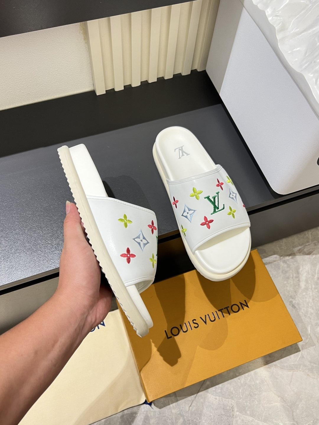 Cheap Louis Vuitton Slippers For Men in 211280, $50 USD- [IB211280] - Replica Louis Vuitton Slippers For Men