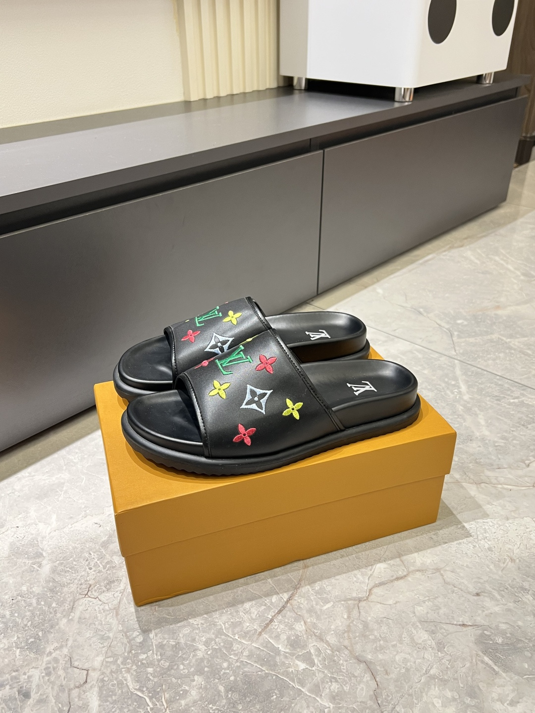 Cheap Louis Vuitton Slippers For Men in 211282, $50 USD- [IB211282] - Replica Louis Vuitton Slippers For Men