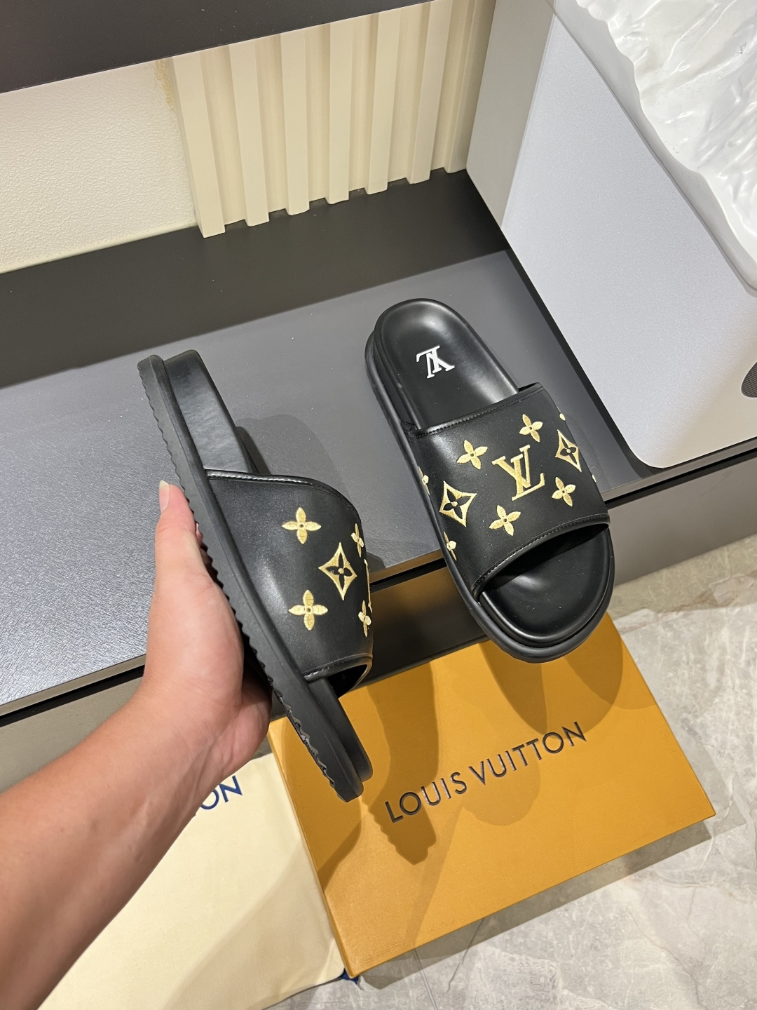 Cheap Louis Vuitton Slippers For Men in 211283, $50 USD- [IB211283] - Replica Louis Vuitton Slippers For Men