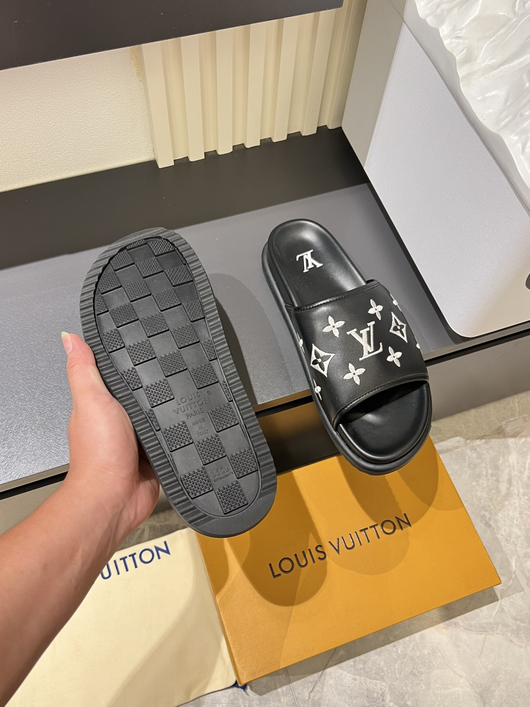 Cheap Louis Vuitton Slippers For Men in 211284, $50 USD- [IB211284] - Replica Louis Vuitton Slippers For Men