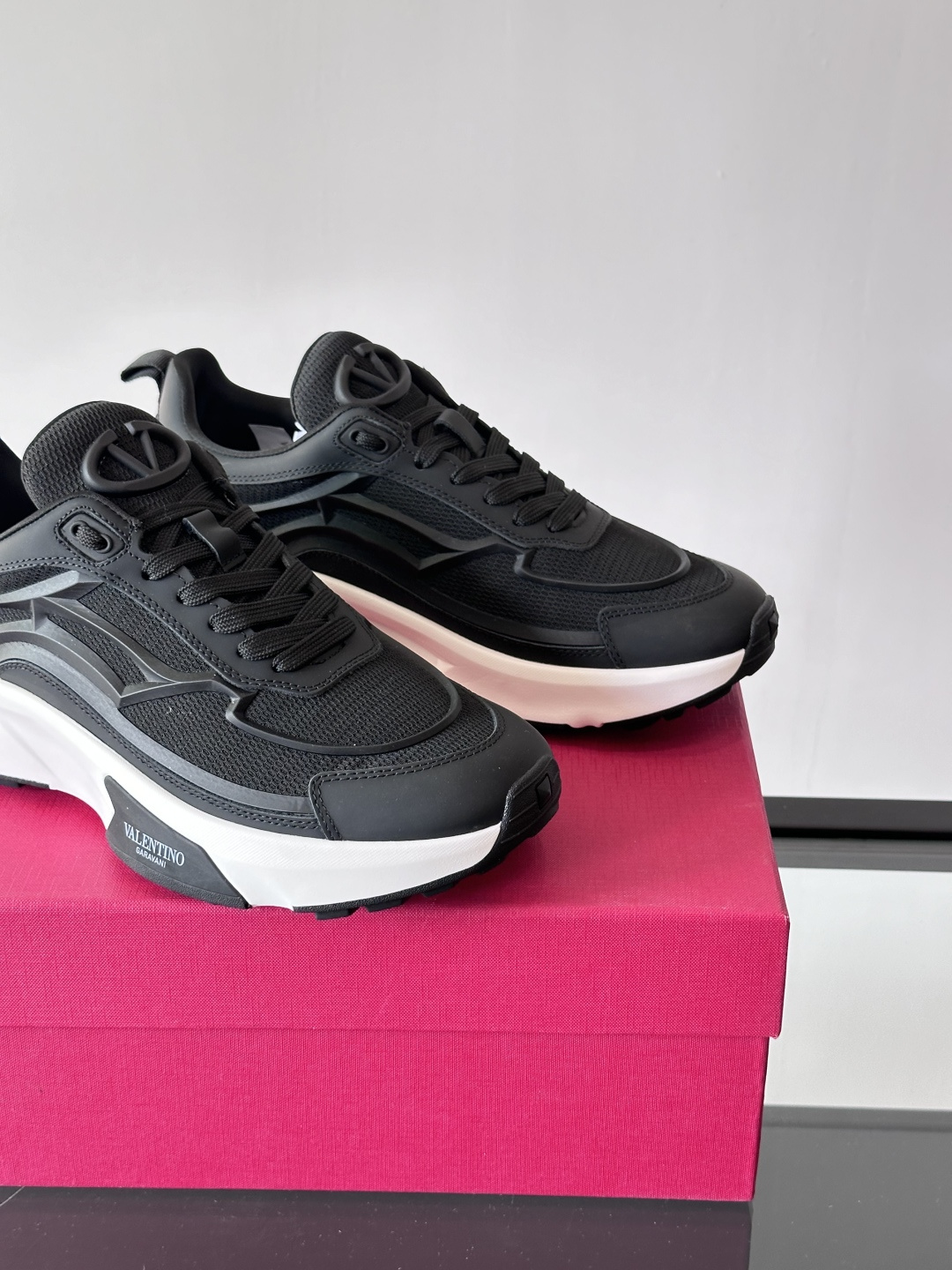 Cheap Valentino Sneakers For Men in 211332, $95 USD- [IB211332] - Replica Valentino Sneakers For Men