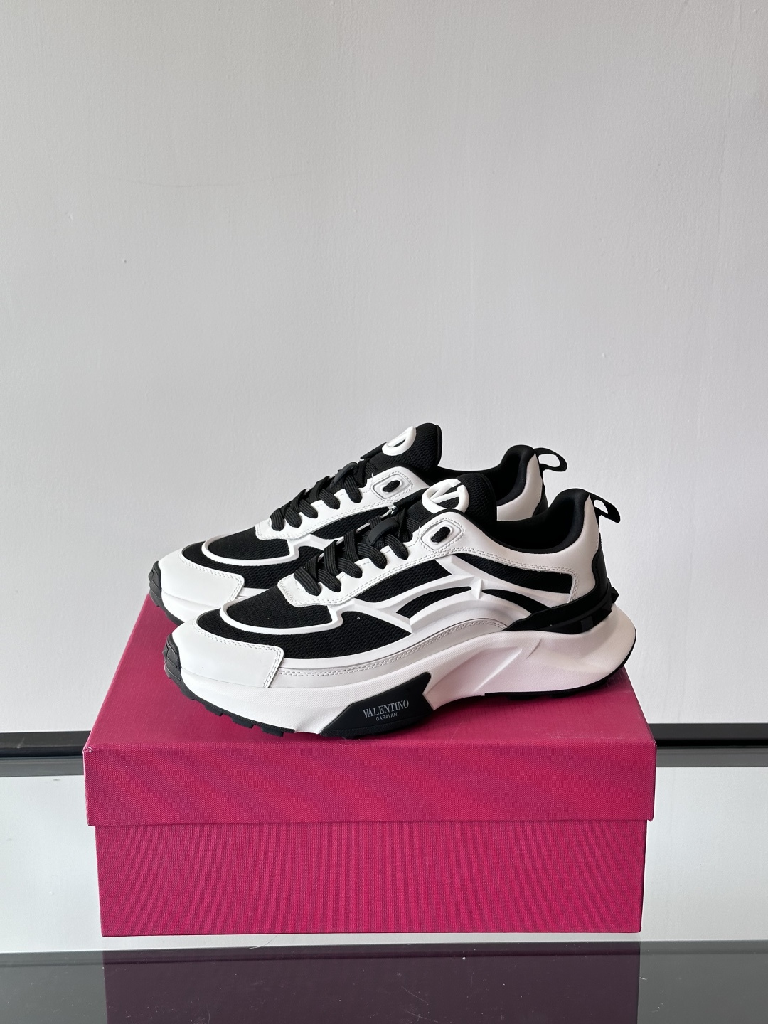 Cheap Valentino Sneakers For Men in 211333, $95 USD- [IB211333] - Replica Valentino Sneakers For Men