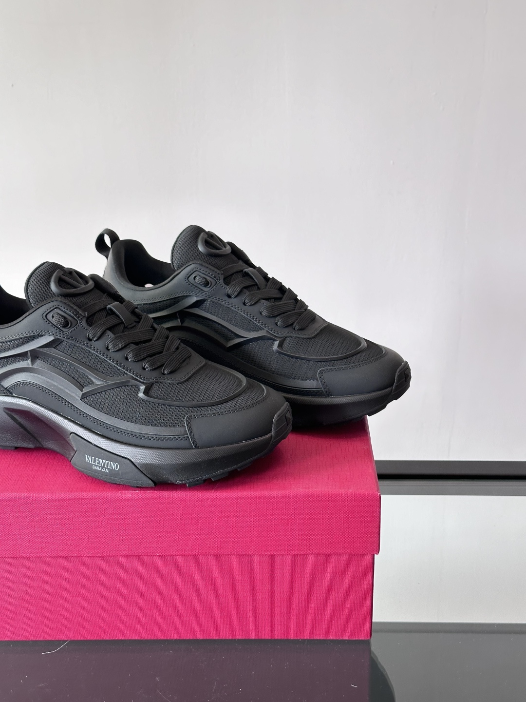 Cheap Valentino Sneakers For Men in 211334, $95 USD- [IB211334] - Replica Valentino Sneakers For Men