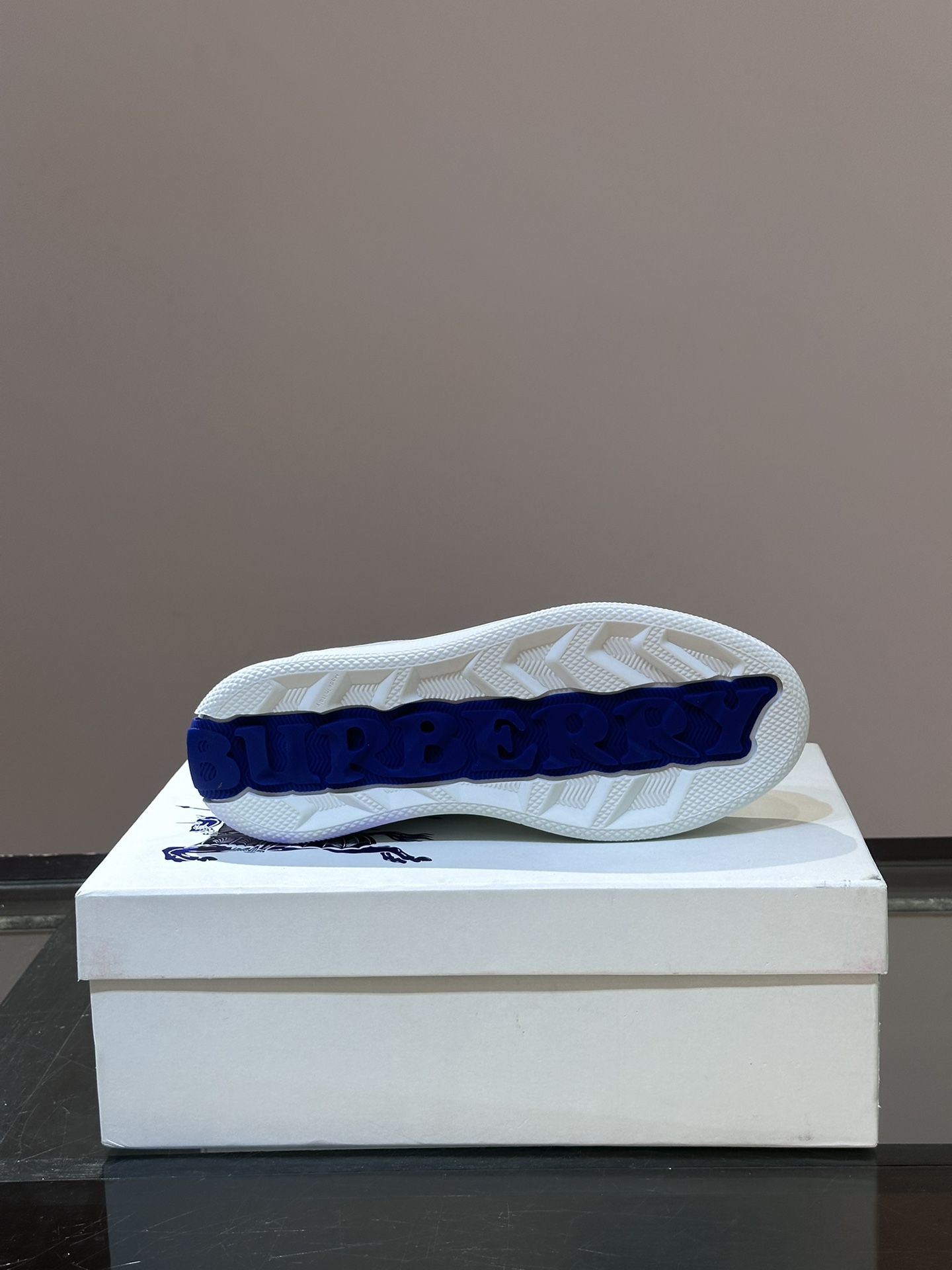 Cheap Burberry Sneakers For Men in 211354, $95 USD- [IB211354] - Replica Burberry Sneakers For Men