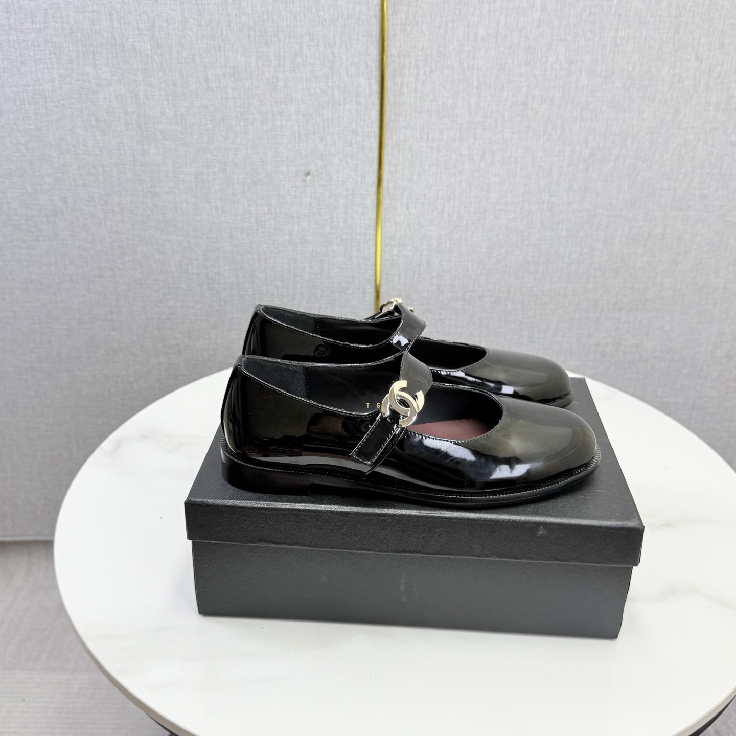 Cheap Chanel Loafers For Women in 211366, $80 USD- [IB211366] - Replica Chanel Loafers For Women