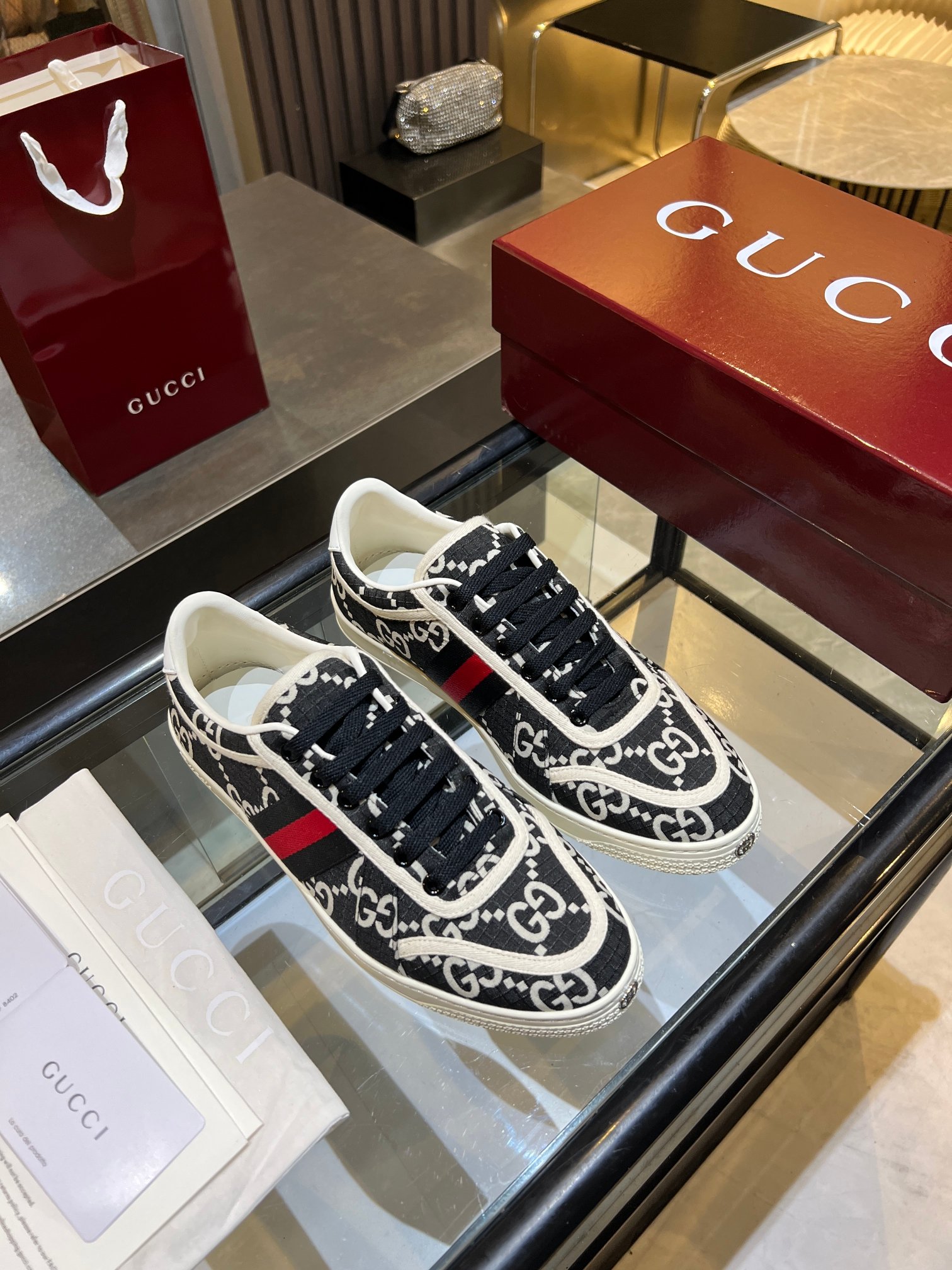 Cheap Gucci Sneakers For Men in 211380, $90 USD- [IB211380] - Replica Gucci Sneakers For Men