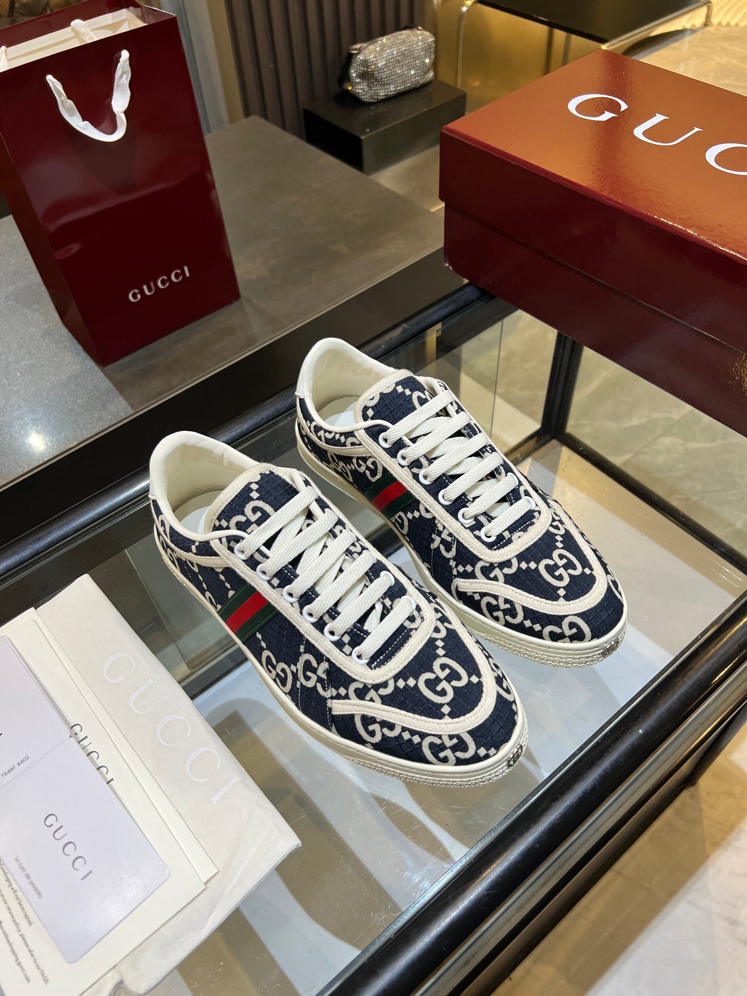 Cheap Gucci Sneakers For Men in 211382, $90 USD- [IB211382] - Replica Gucci Sneakers For Men