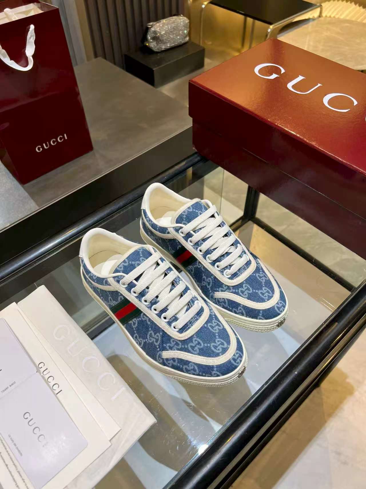 Cheap Gucci Sneakers For Men in 211389, $90 USD- [IB211389] - Replica Gucci Sneakers For Men