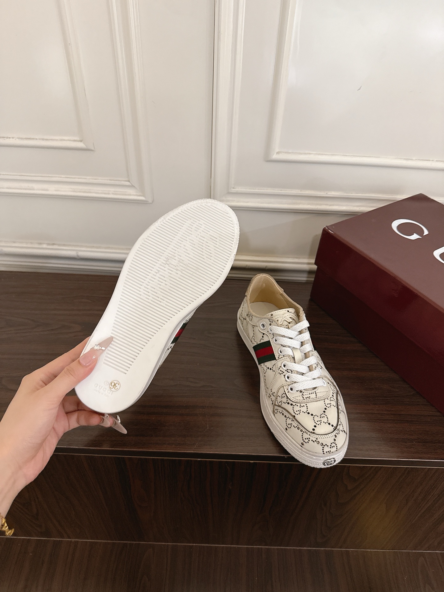 Cheap Gucci Sneakers For Men in 211397, $90 USD- [IB211397] - Replica Gucci Sneakers For Men