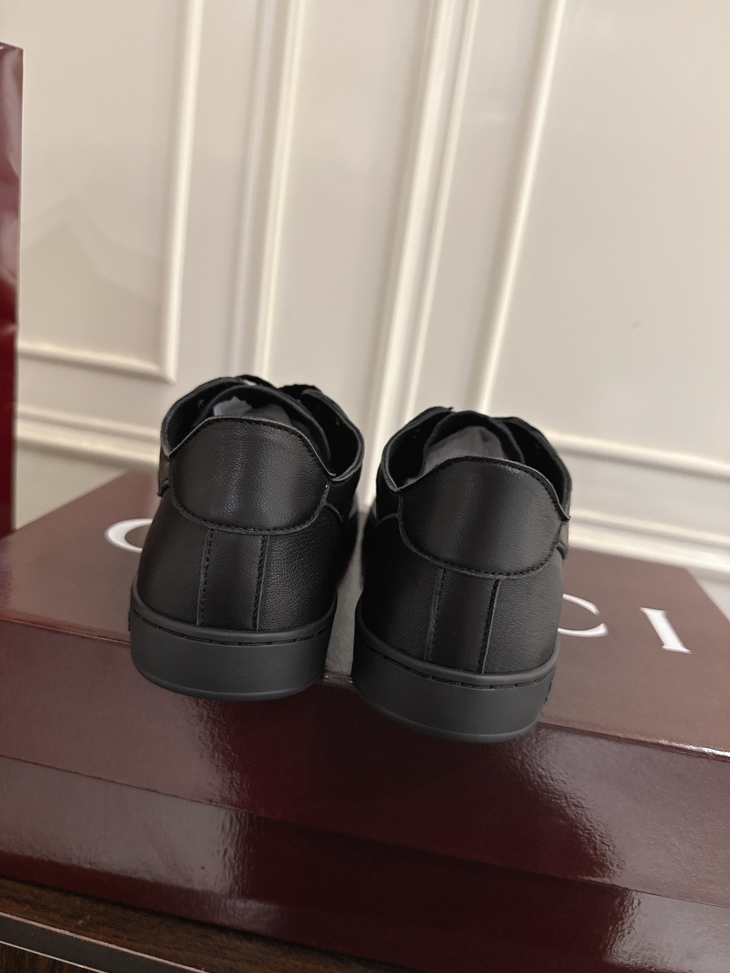 Cheap Gucci Sneakers For Men in 211399, $90 USD- [IB211399] - Replica Gucci Sneakers For Men