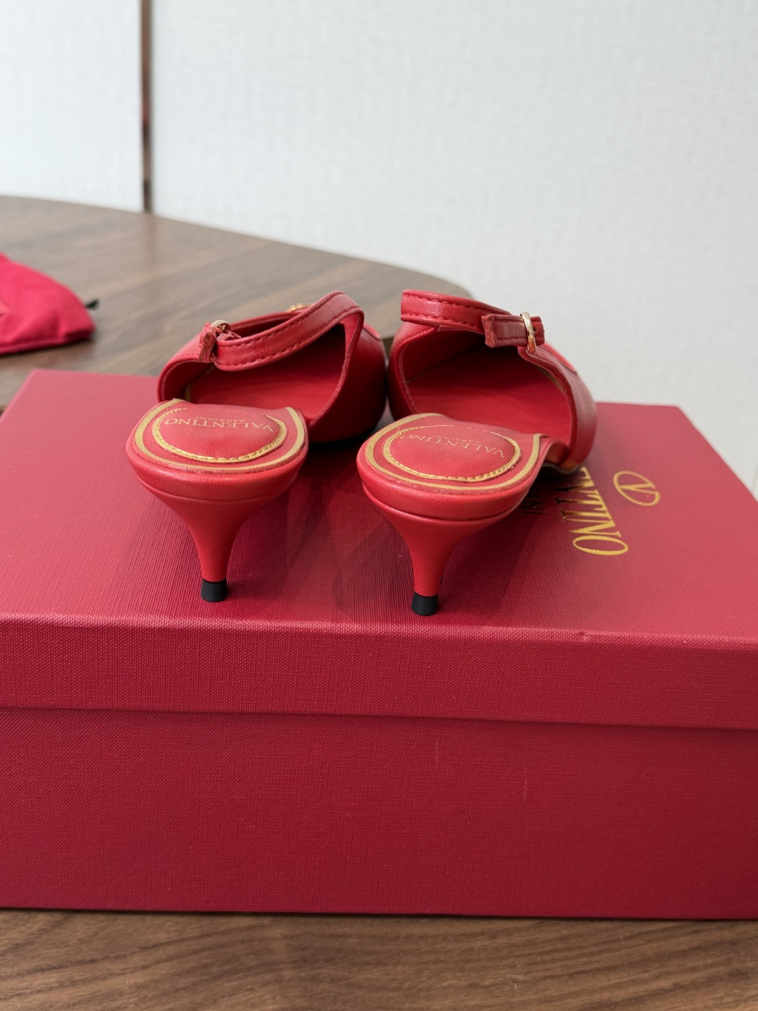 Cheap Valentino Pumps For Women in 211434, $90 USD- [IB211434] - Replica Valentino Pumps For Women