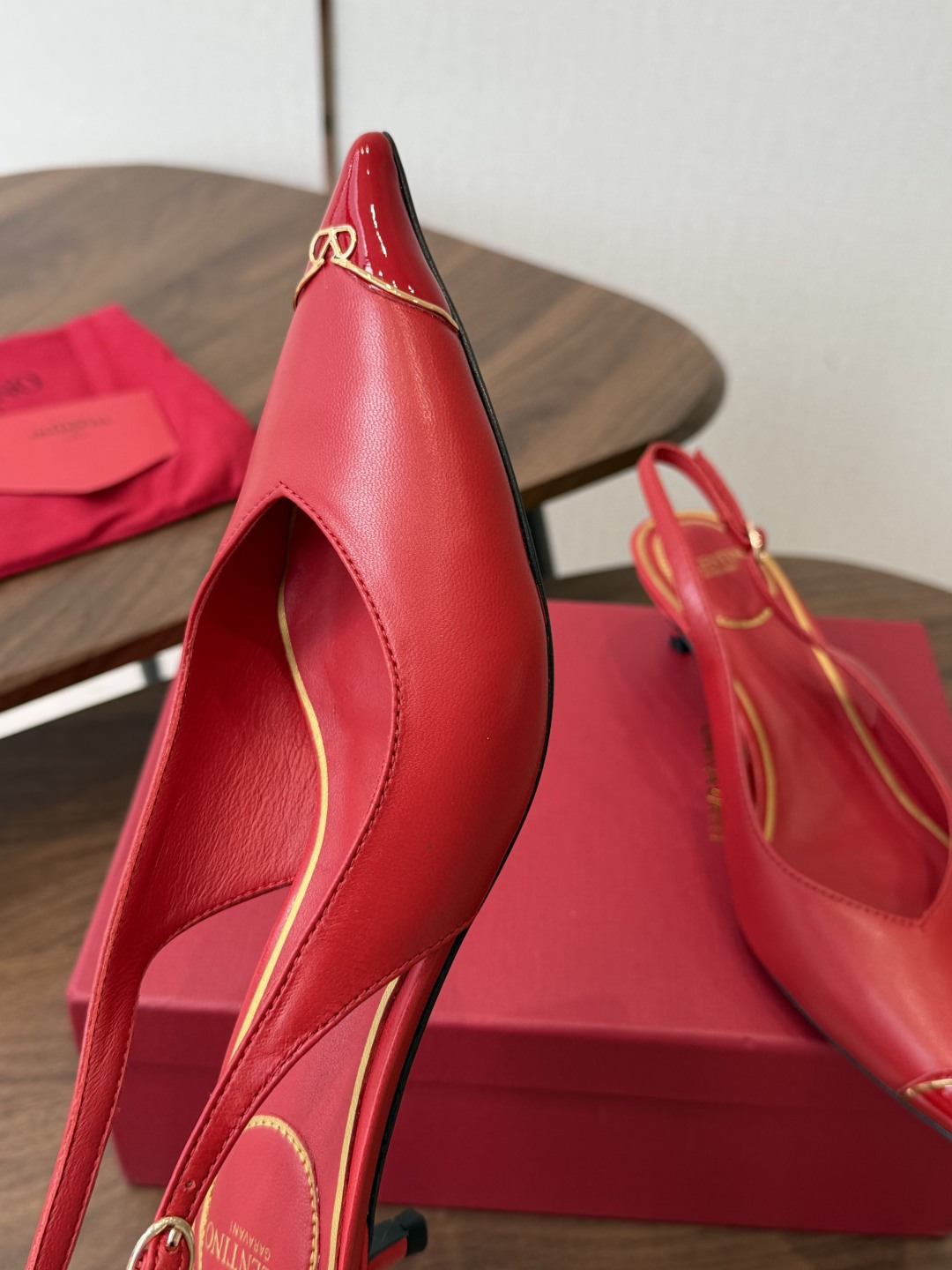 Cheap Valentino Pumps For Women in 211434, $90 USD- [IB211434] - Replica Valentino Pumps For Women