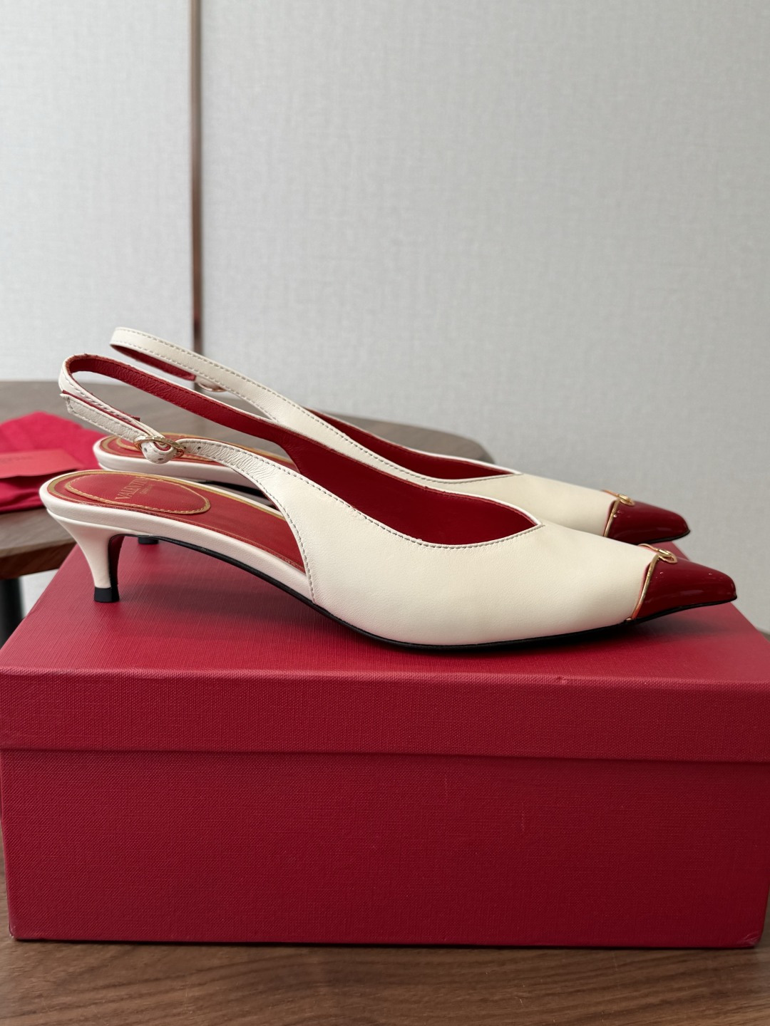 Cheap Valentino Pumps For Women in 211436, $90 USD- [IB211436] - Replica Valentino Pumps For Women