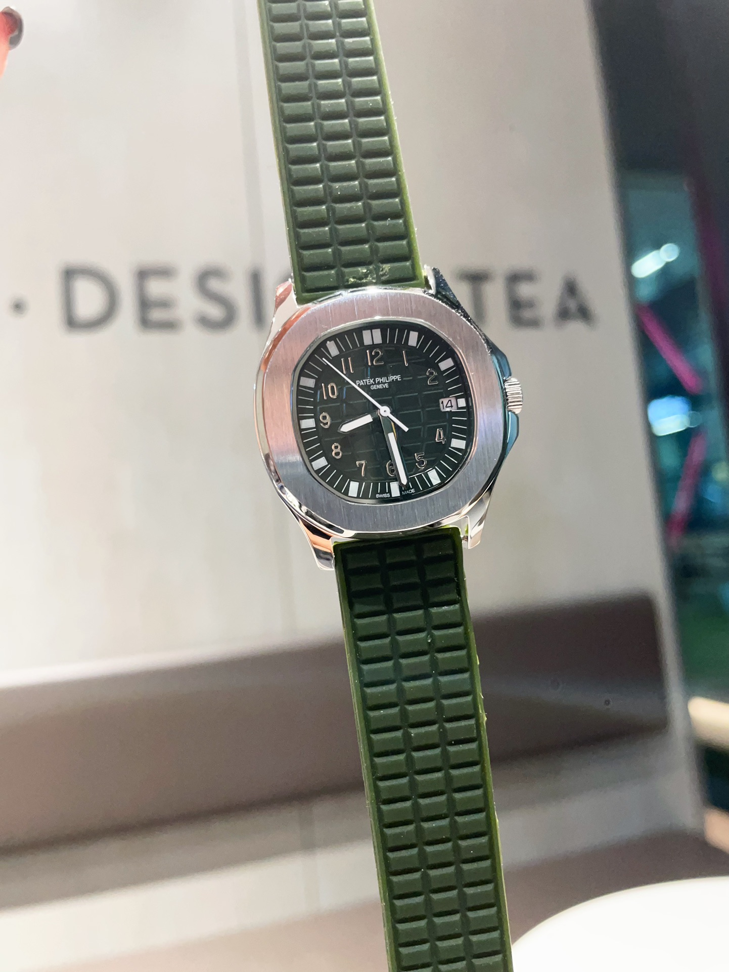Cheap Patek Philippe AAA Diamond Watches in 211551, $280 USD- [IB211551] - Replica Patek Philippe AAA Diamond Watches