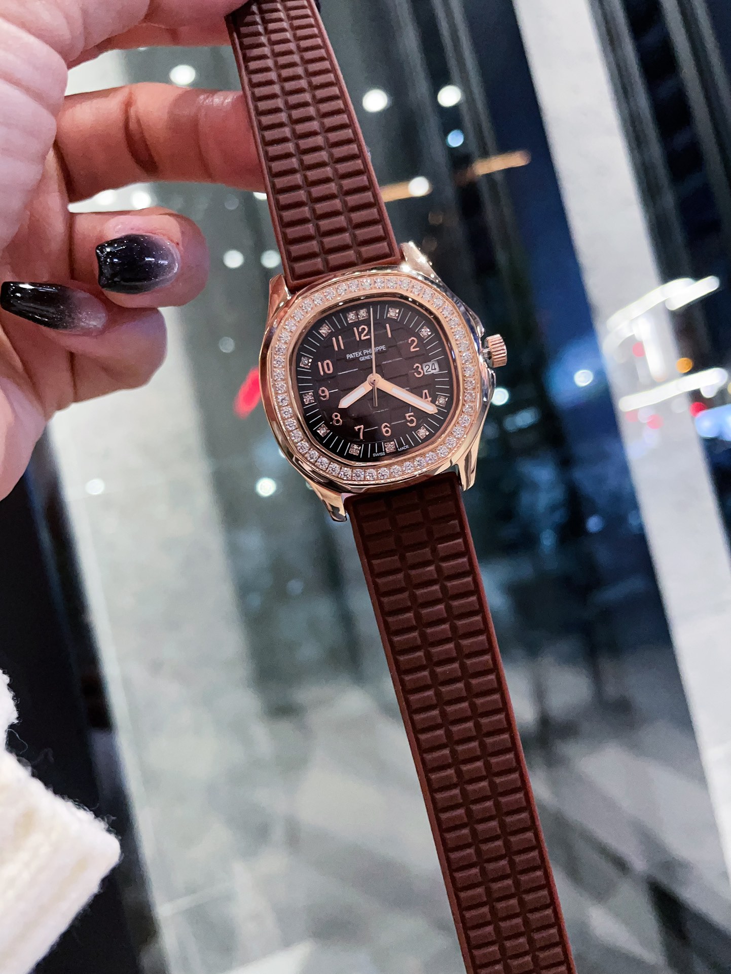 Cheap Patek Philippe AAA Diamond Watches in 211604, $280 USD- [IB211604] - Replica Patek Philippe AAA Diamond Watches