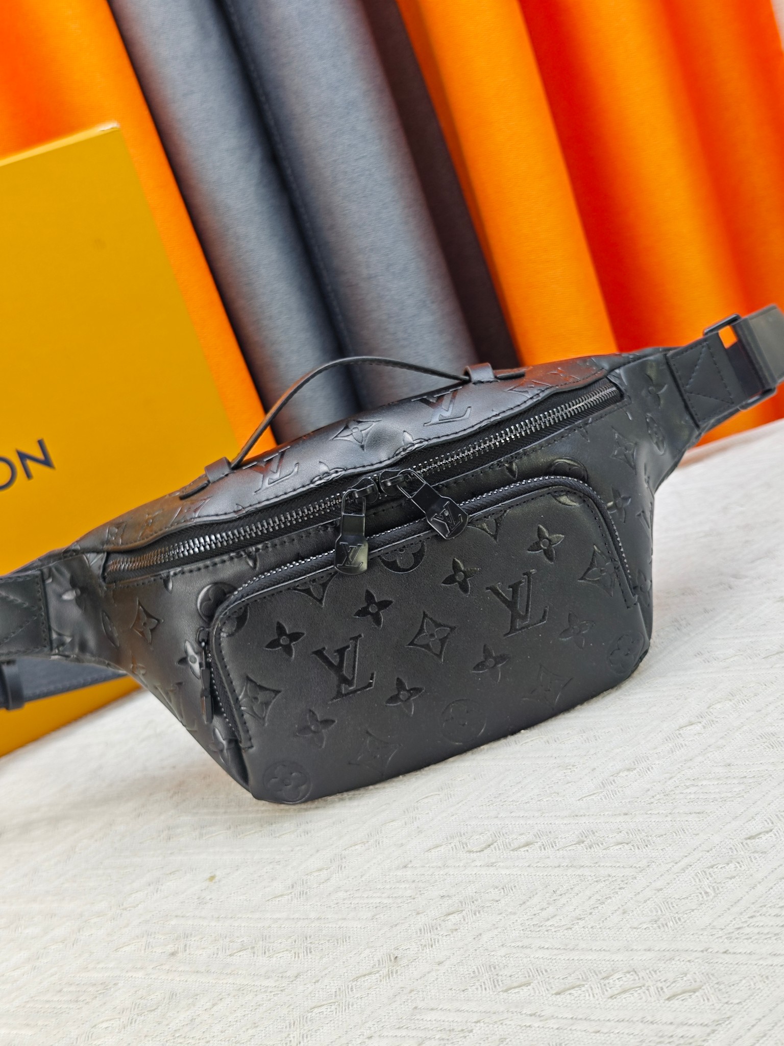 Cheap New Arrivals Louis Vuitton AAA quality Waist Bags in 211814, $70 USD- [IB211814] - Replica Louis Vuitton AAA+++ bags For Men