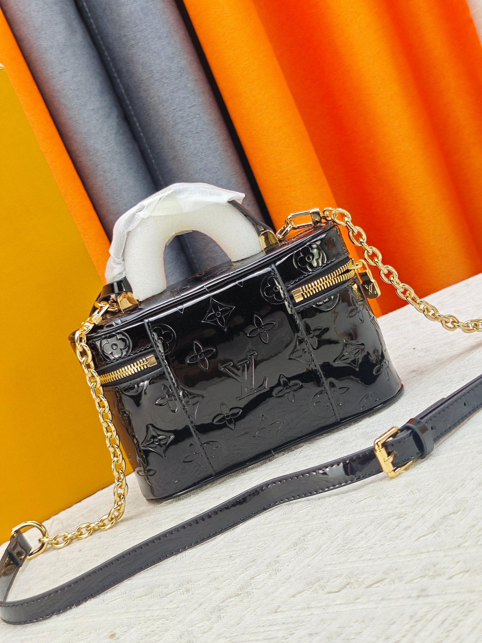 Cheap New Arrivals Louis Vuitton AAA quality Vanity Chain Pouch  in 211818, $80 USD- [IB211818] - Replica Louis Vuitton AAA quality Vanity Pouch