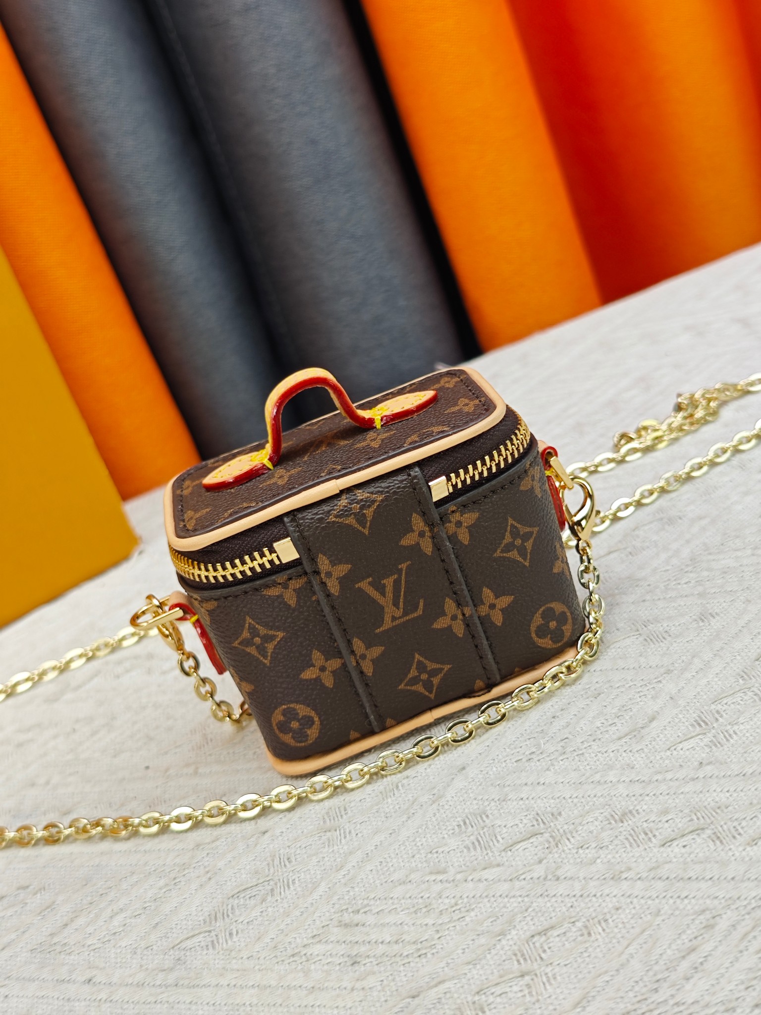 Cheap New Arrivals Louis Vuitton AAA quality Vanity Chain Pouch  in 211821, $70 USD- [IB211821] - Replica Louis Vuitton AAA quality Vanity Pouch