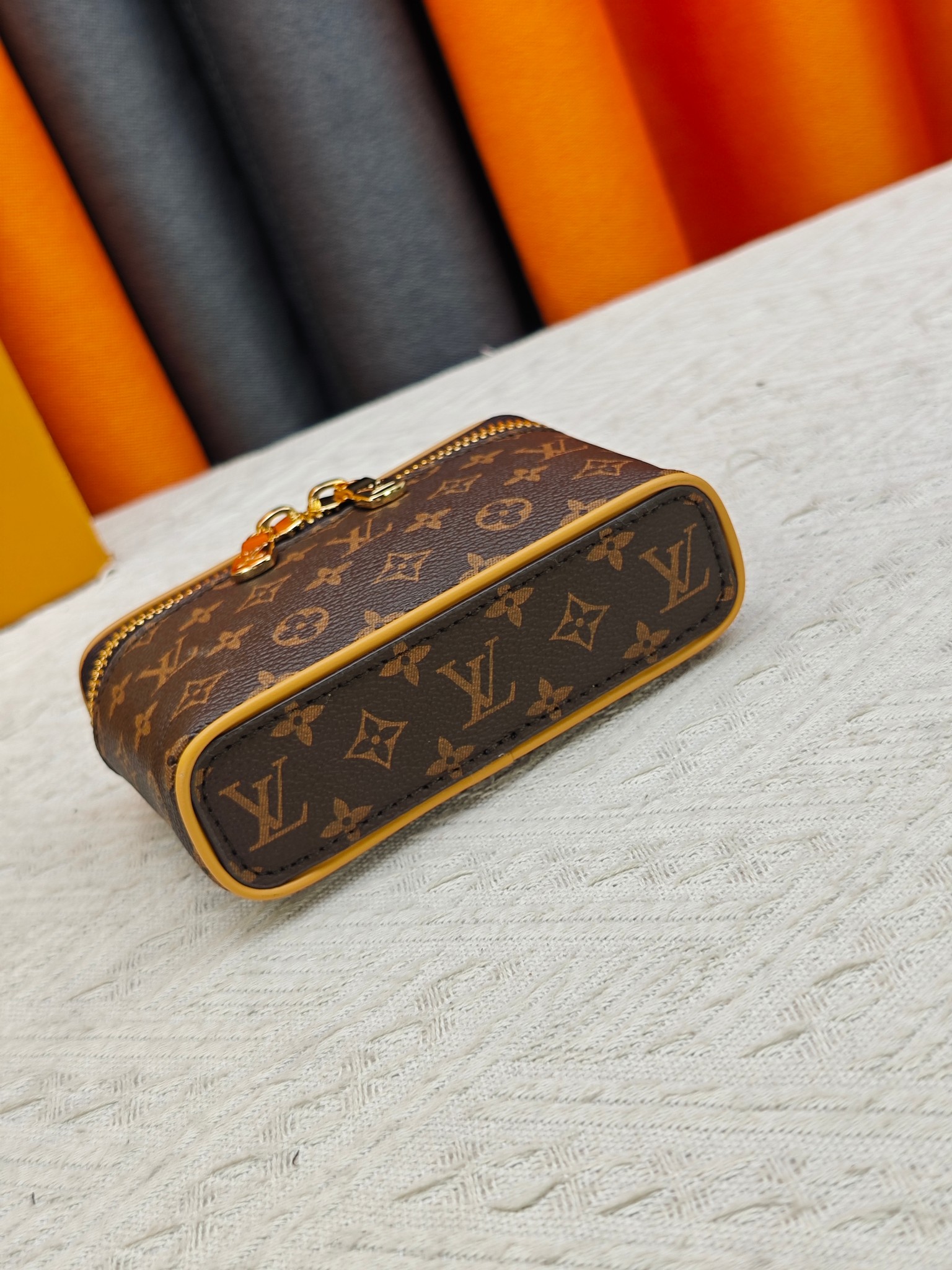 Cheap New Arrivals Louis Vuitton AAA quality Vanity Chain Pouch  in 211822, $75 USD- [IB211822] - Replica Louis Vuitton AAA quality Vanity Pouch