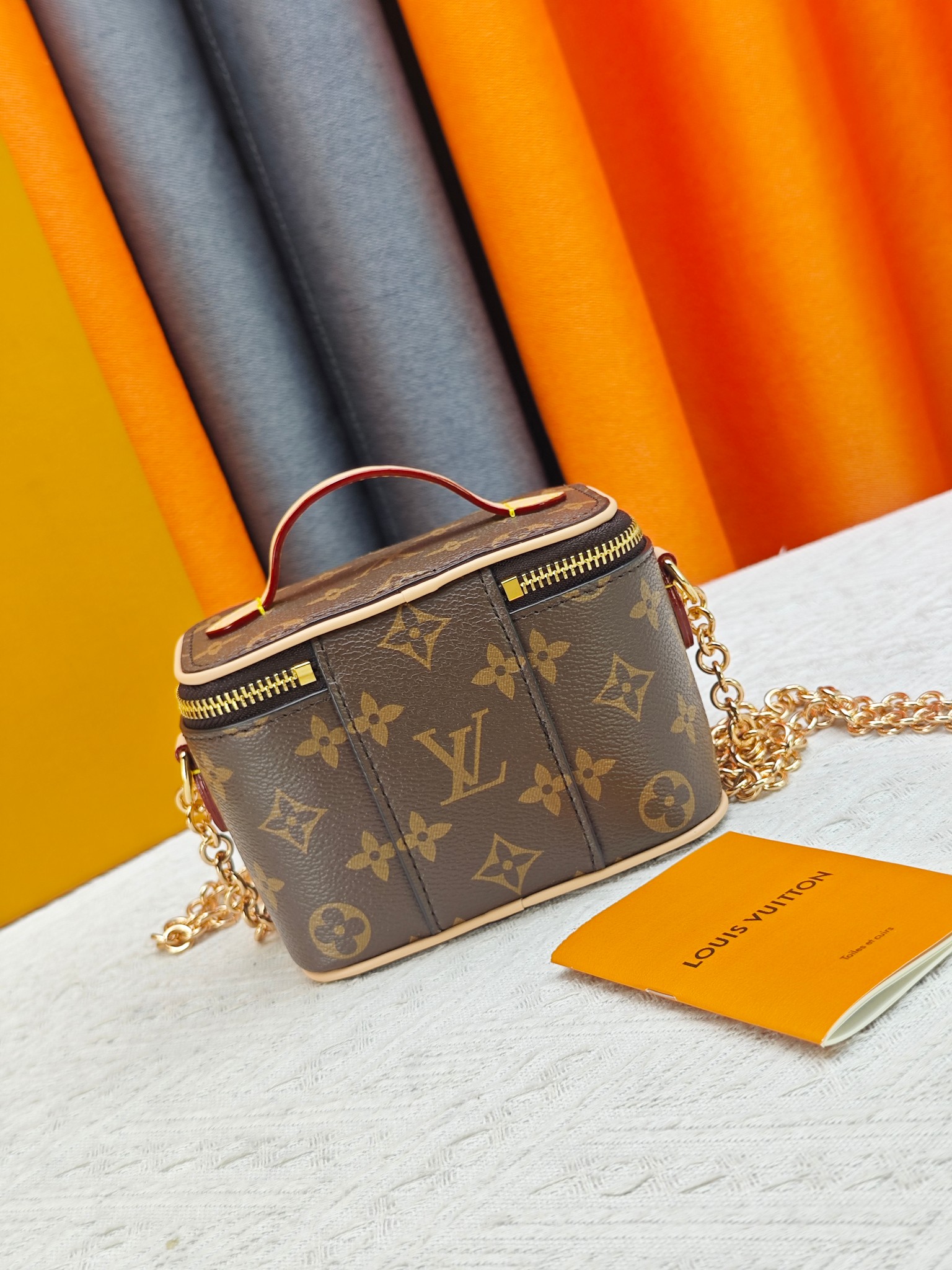 Cheap New Arrivals Louis Vuitton AAA quality Vanity Chain Pouch  in 211832, $70 USD- [IB211832] - Replica Louis Vuitton AAA quality Vanity Pouch