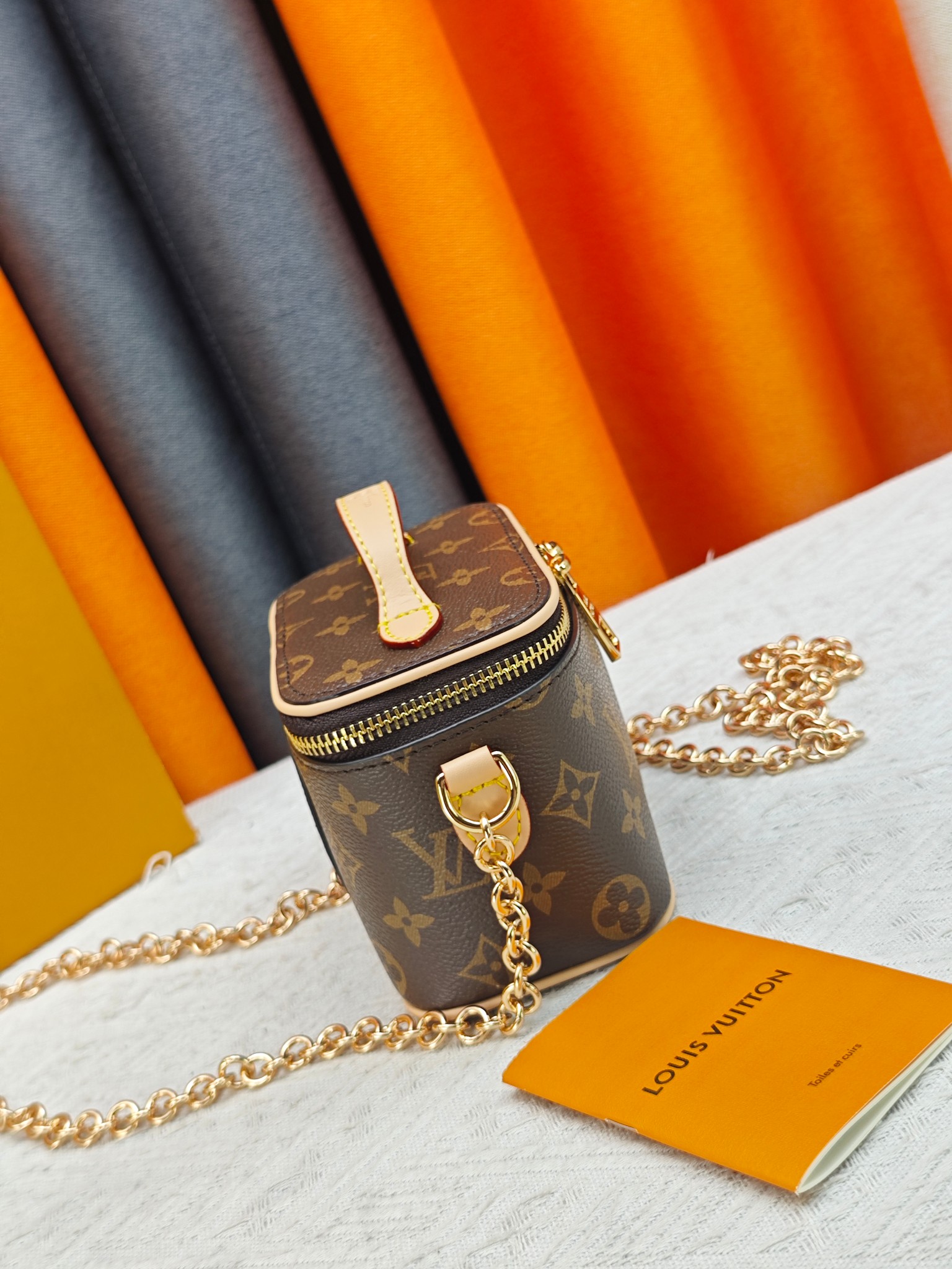 Cheap New Arrivals Louis Vuitton AAA quality Vanity Chain Pouch  in 211832, $70 USD- [IB211832] - Replica Louis Vuitton AAA quality Vanity Pouch