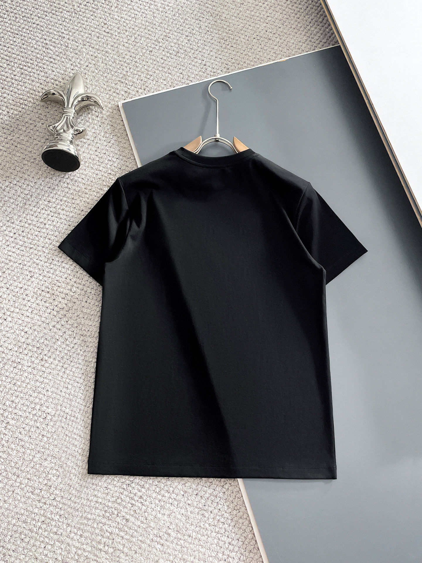 Cheap Louis Vuitton T-Shirts for Men in 211849, $35 USD- [IB211849] - Replica Louis Vuitton T-Shirts for Men