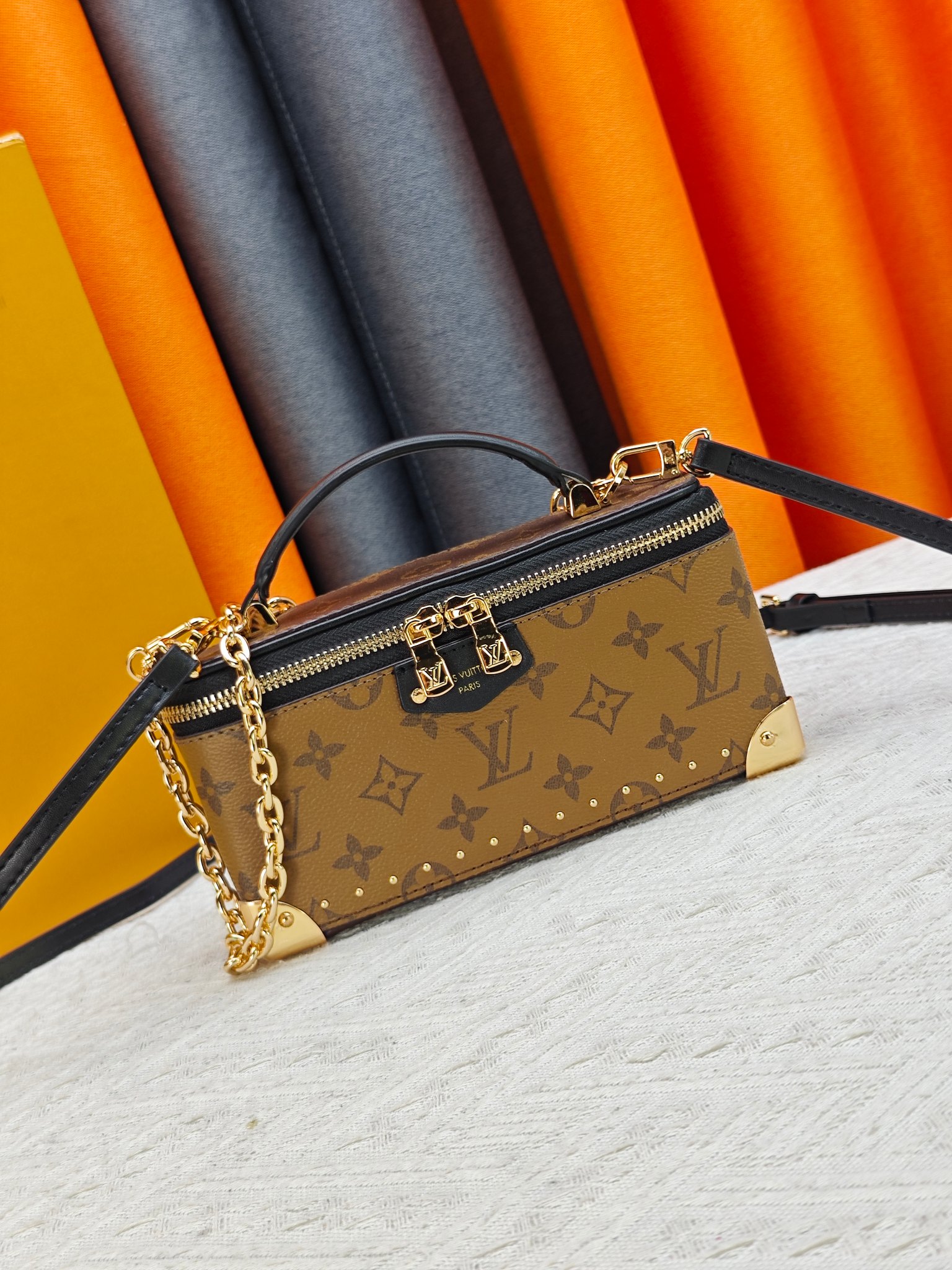 Cheap New Arrivals Louis Vuitton AAA quality Vanity Chain Pouch in 211856, $75 USD- [IB211856] - Replica Louis Vuitton AAA quality Vanity Pouch