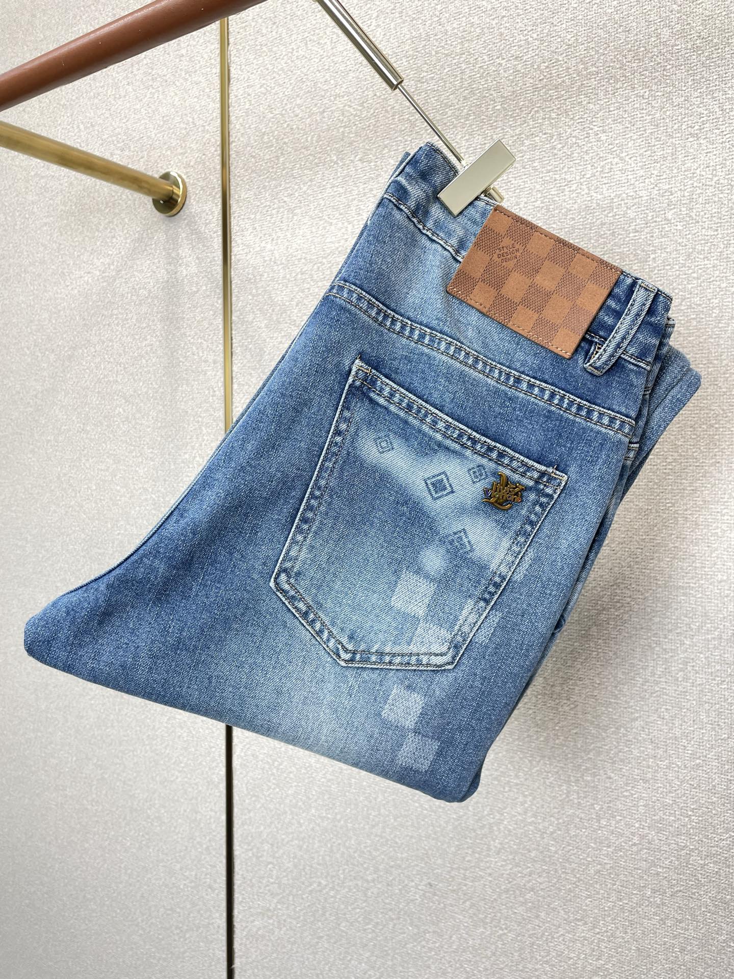 Cheap Louis Vuitton Jeans for Men in 211869, $50 USD- [IB211869] - Replica Louis Vuitton Jeans for Men