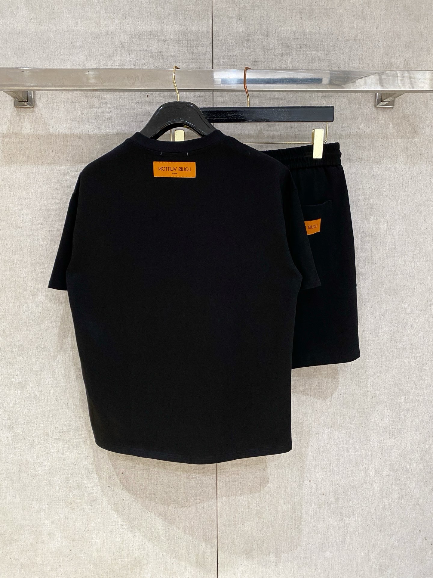 Cheap Louis Vuitton Short Tracksuits For Men in 211875, $55 USD- [IB211875] - Replica Louis Vuitton Short Tracksuits For Men