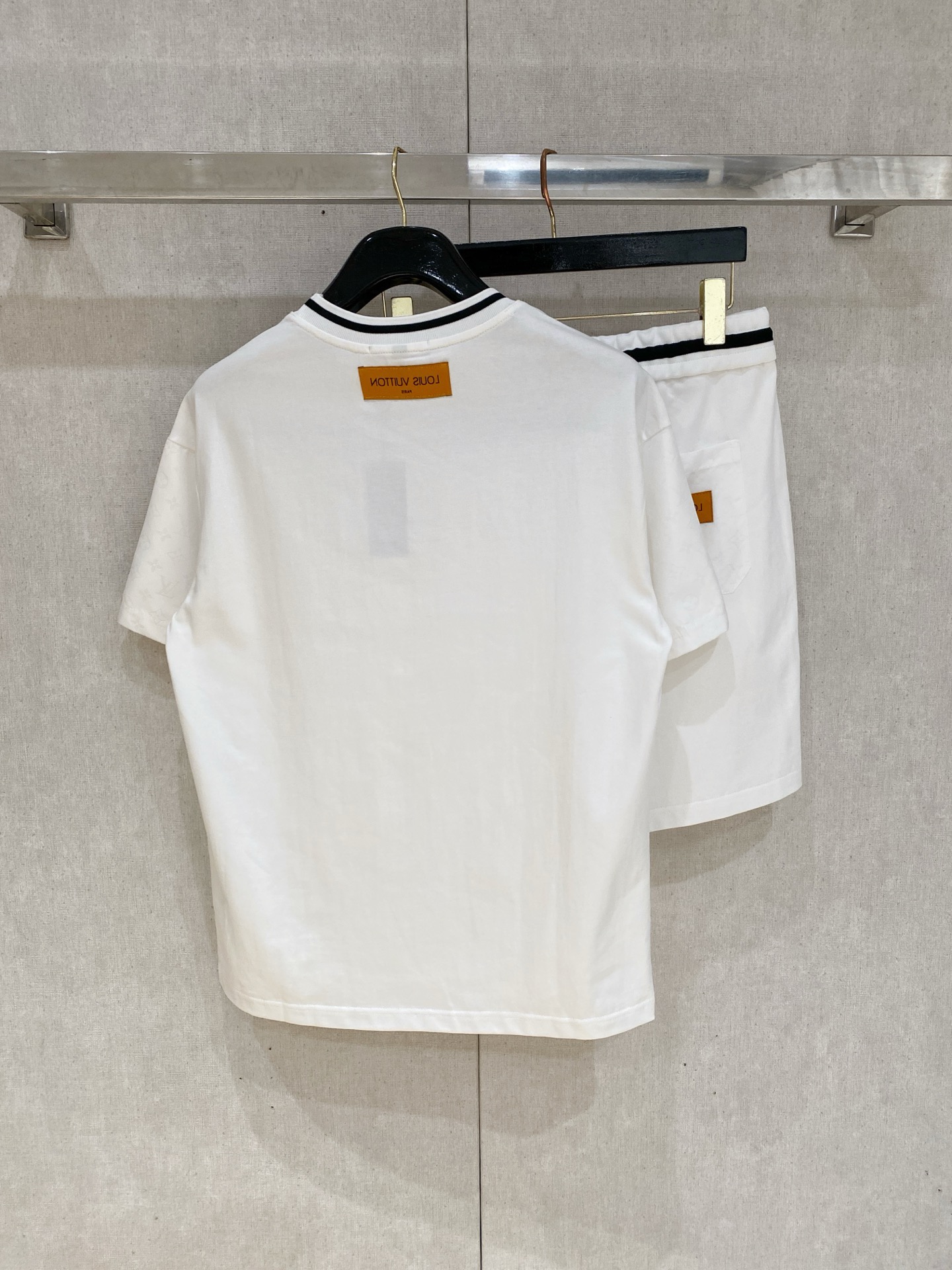 Cheap Louis Vuitton Short Tracksuits For Men in 211878, $55 USD- [IB211878] - Replica Louis Vuitton Short Tracksuits For Men