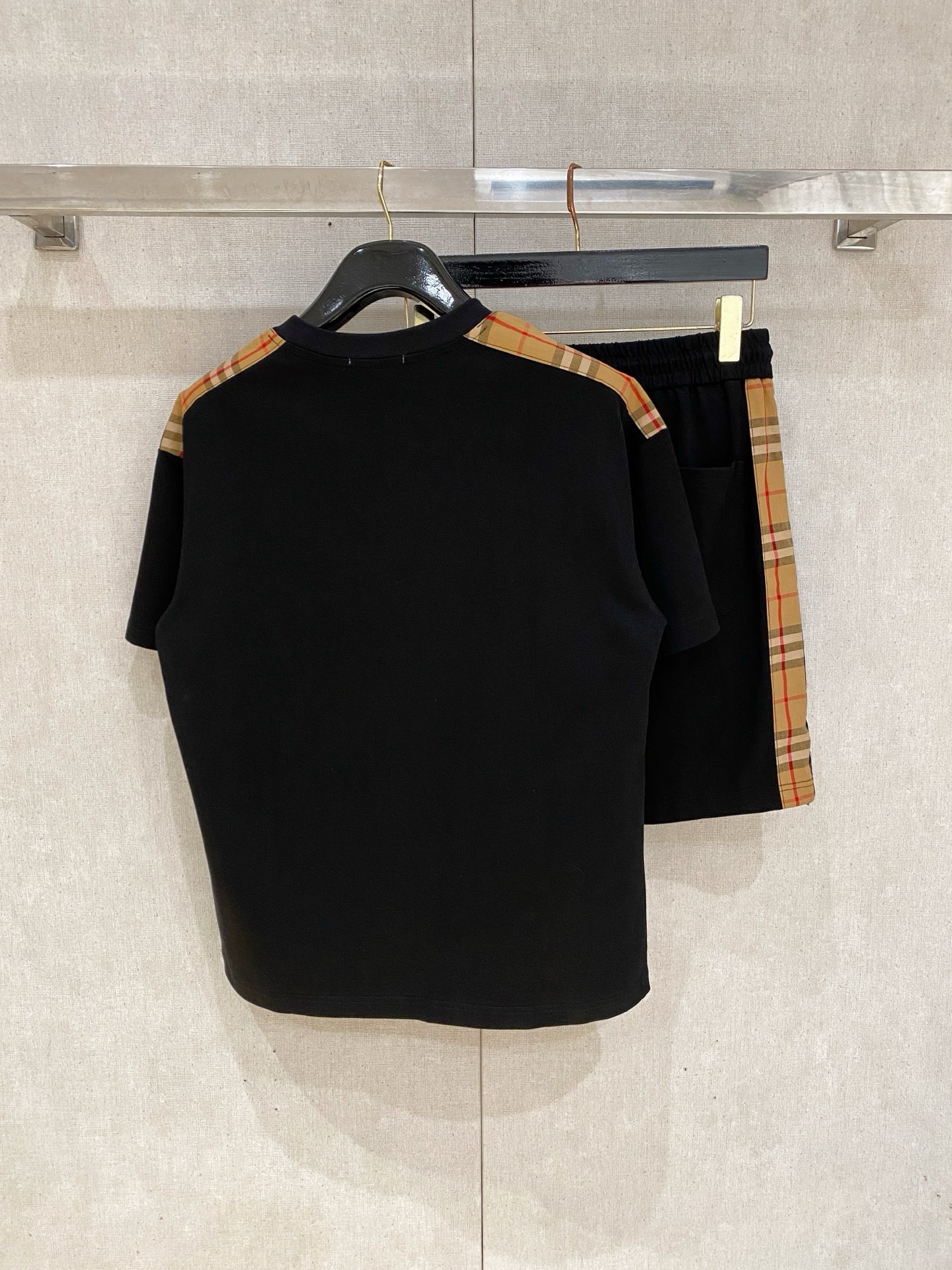 Cheap Burberry Short Tracksuits For Men in 211881, $55 USD- [IB211881] - Replica Burberry Short Tracksuits For Men
