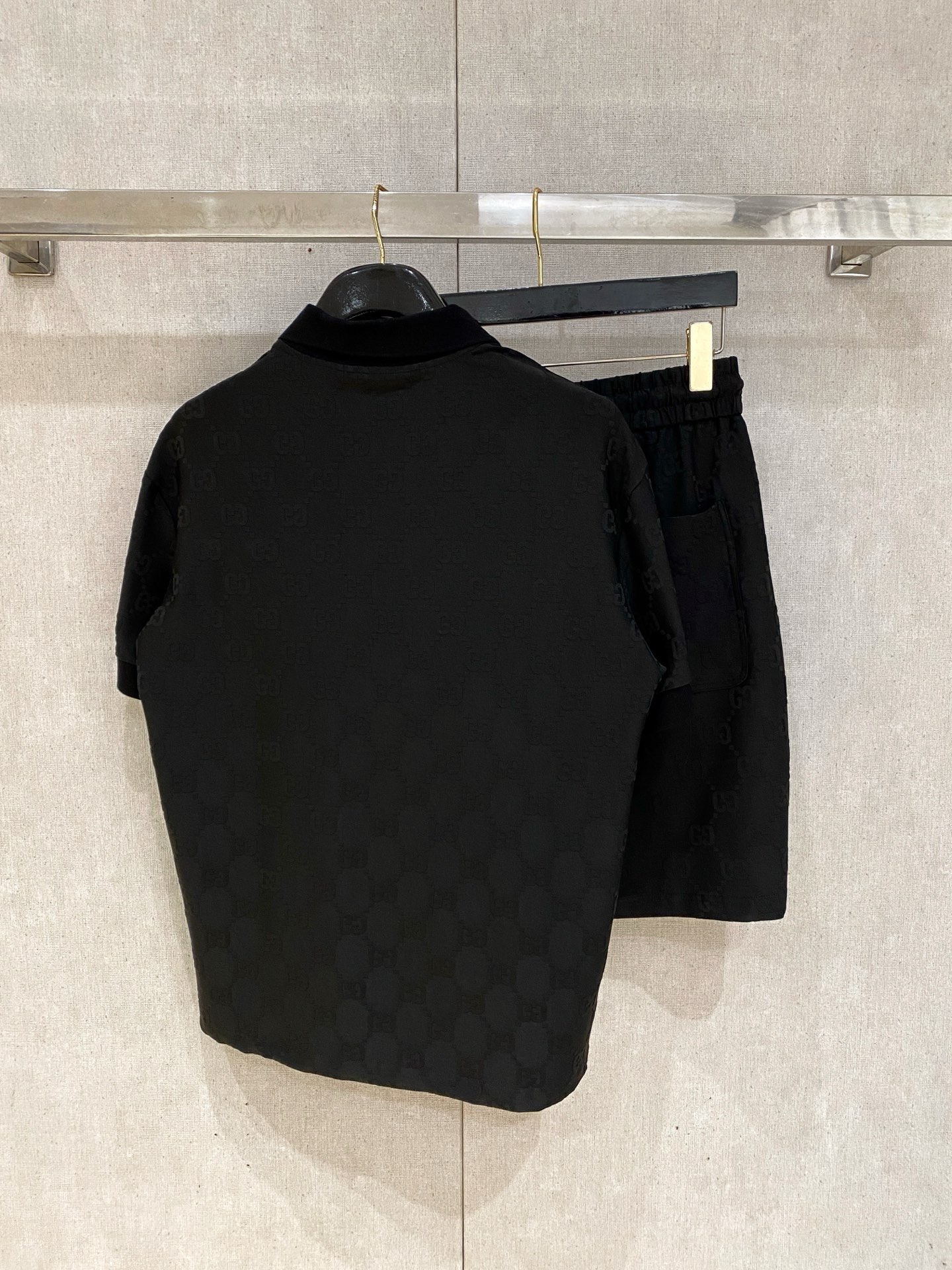 Cheap Gucci Short Tracksuits For Men in 211888, $55 USD- [IB211888] - Replica Gucci Short Tracksuits For Men