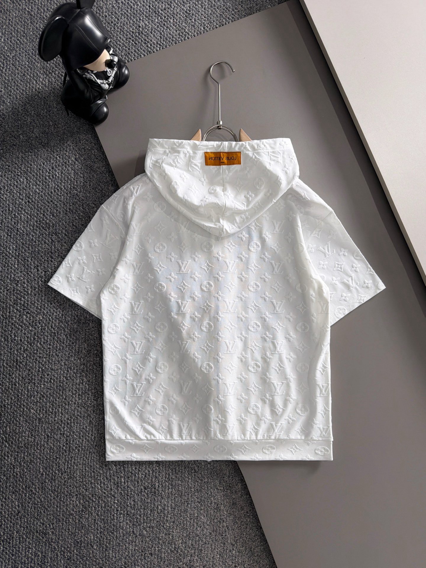 Cheap Louis Vuitton Short Tracksuits For Men in 211896, $55 USD- [IB211896] - Replica Louis Vuitton Short Tracksuits For Men