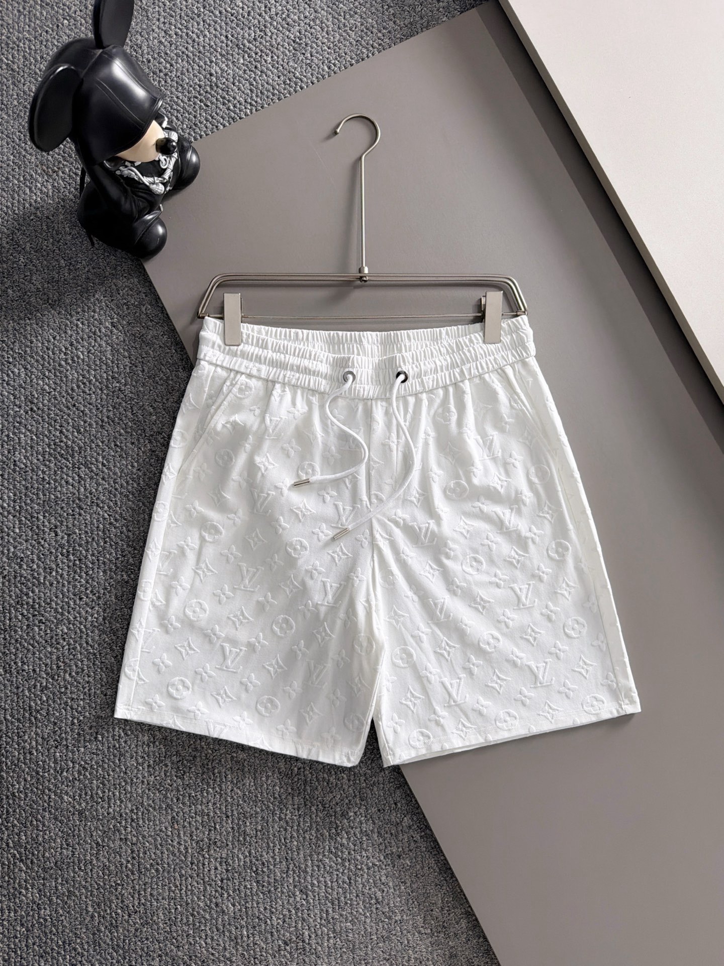 Cheap Louis Vuitton Short Tracksuits For Men in 211896, $55 USD- [IB211896] - Replica Louis Vuitton Short Tracksuits For Men