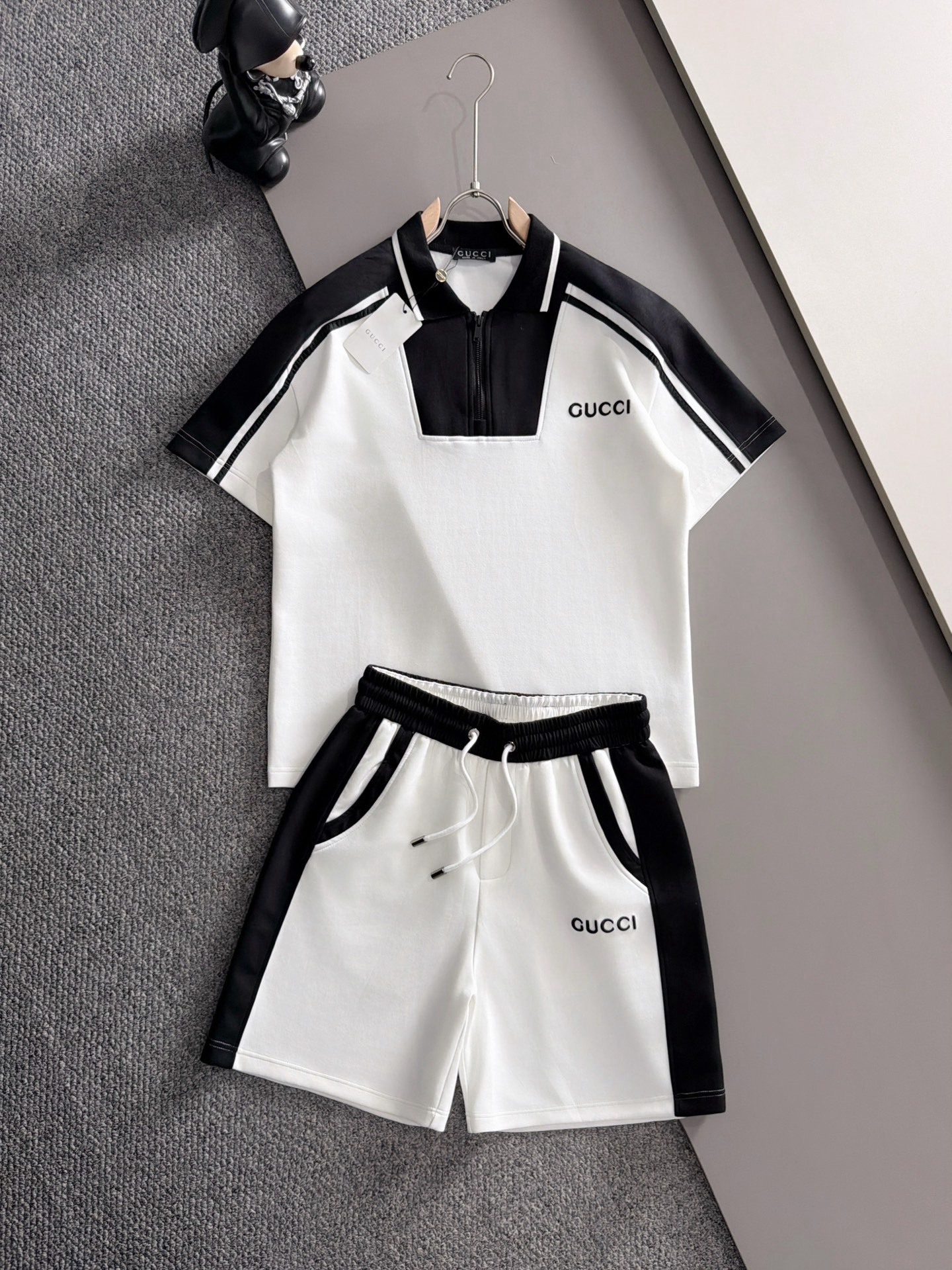 Cheap Gucci Short Tracksuits For Men in 211900, $55 USD- [IB211900] - Replica Gucci Short Tracksuits For Men