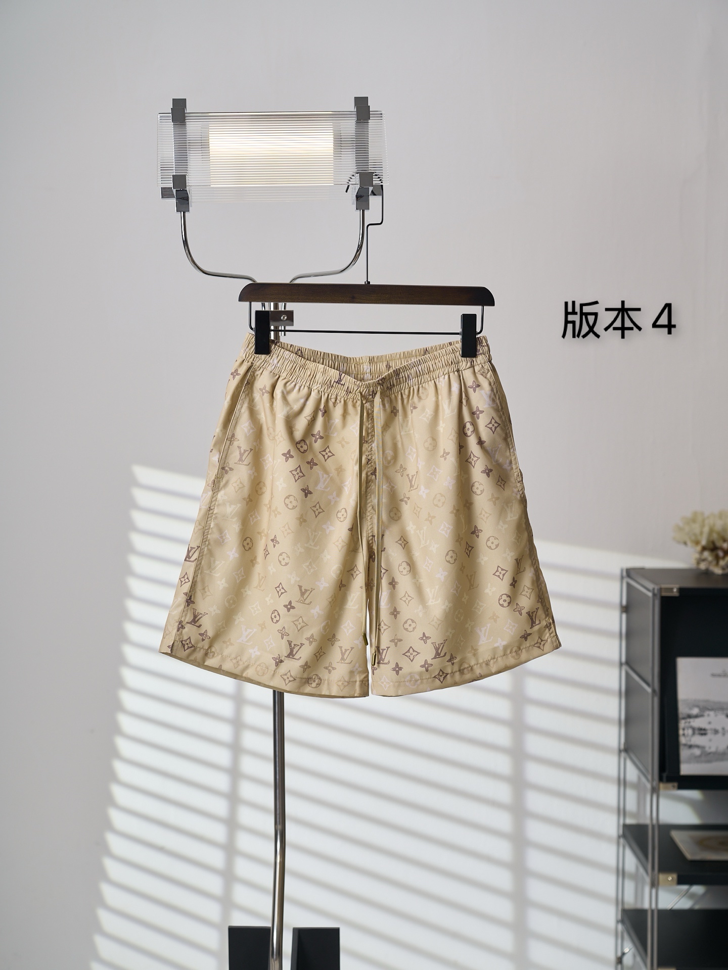 Cheap Louis Vuitton Short Pants For Men in 211913, $30 USD- [IB211913] - Replica Louis Vuitton Short Pants For Men