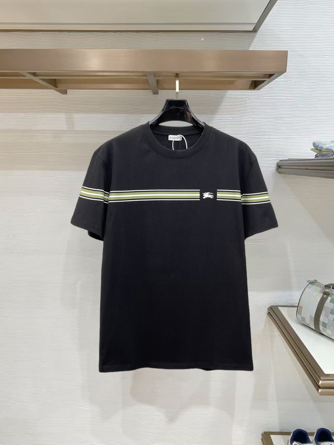 Cheap Burberry T-shirts for Men in 211920, $30 USD- [IB211920] - Replica Burberry T-shirts for Men