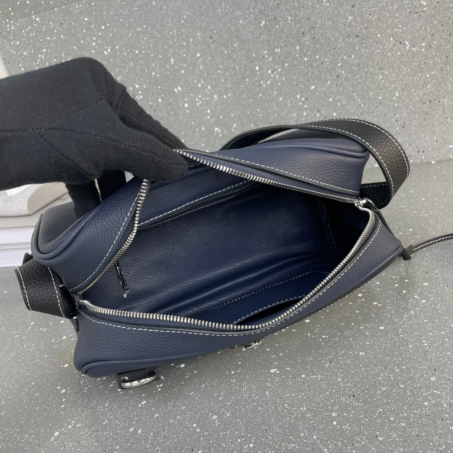 Cheap New Arrivals Hermes AAA quality Crossbody bags for Men in 211969, $105 USD- [IB211969] - Replica Hermes AAA+++ Bags For Men