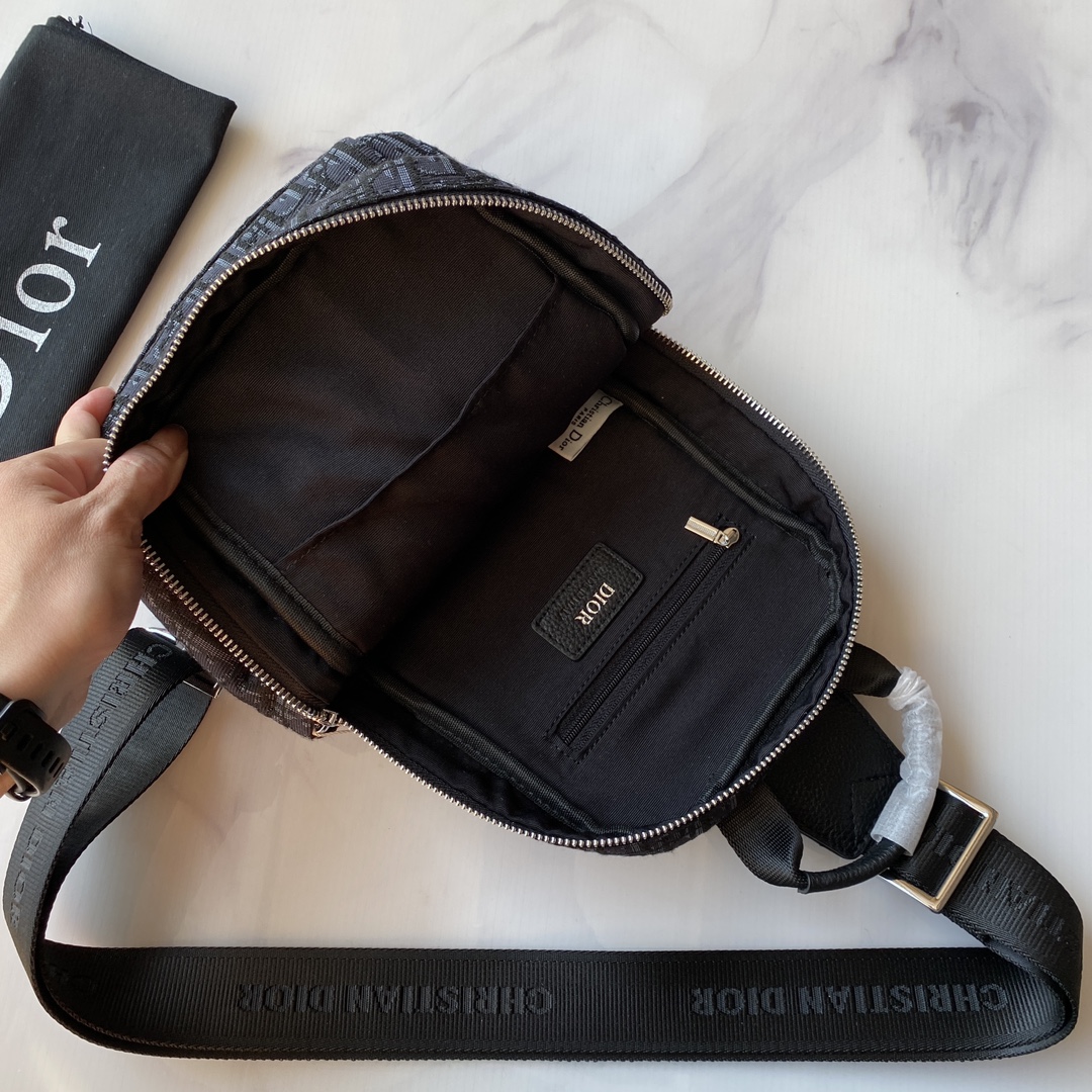 Cheap New Dior AAA Quality Men's Shoulder Bag in 211993, $95 USD- [IB211993] - Replica Dior AAA quality Bags For Men
