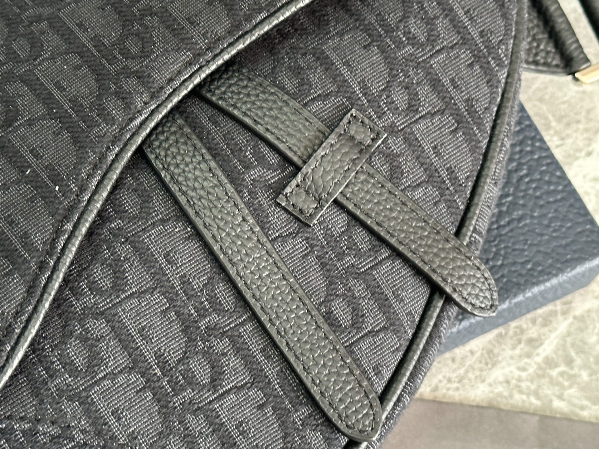 Cheap New Dior AAA Quality Men's Crossbody Bag in 212007, $95 USD- [IB212007] - Replica Dior AAA quality Bags For Men