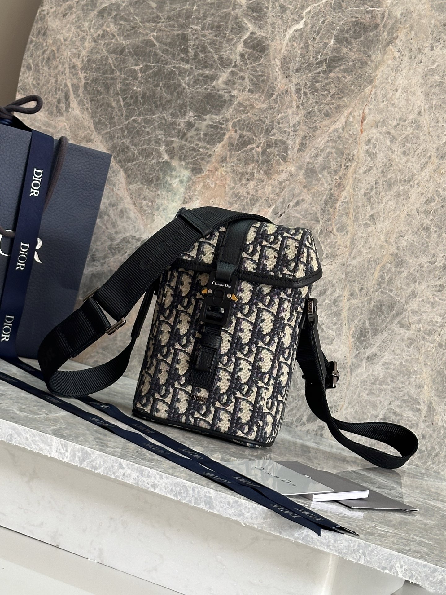 Cheap New Dior AAA-quality men's vertical flap messenger bag in 212012, $105 USD- [IB212012] - Replica Dior AAA quality Bags For Men
