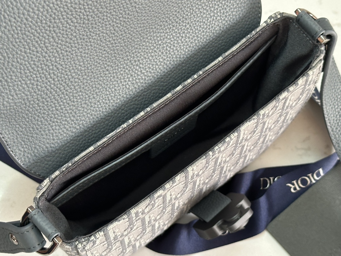 Cheap New Dior AAA-quality men's saddle handbag in 212028, $95 USD- [IB212028] - Replica Dior AAA quality Bags For Men