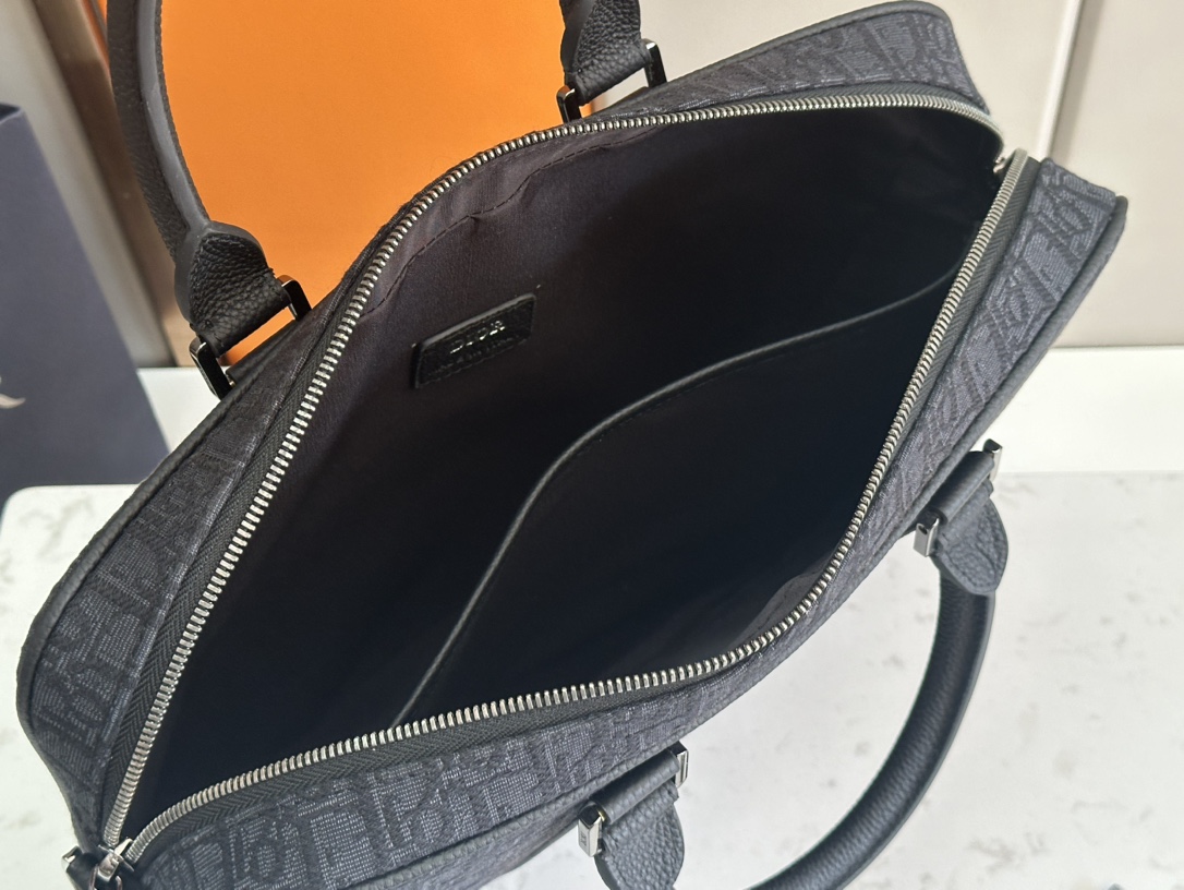 Cheap New Dior AAA-Class Men's Briefcase in 212056, $110 USD- [IB212056] - Replica Dior AAA quality Bags For Men