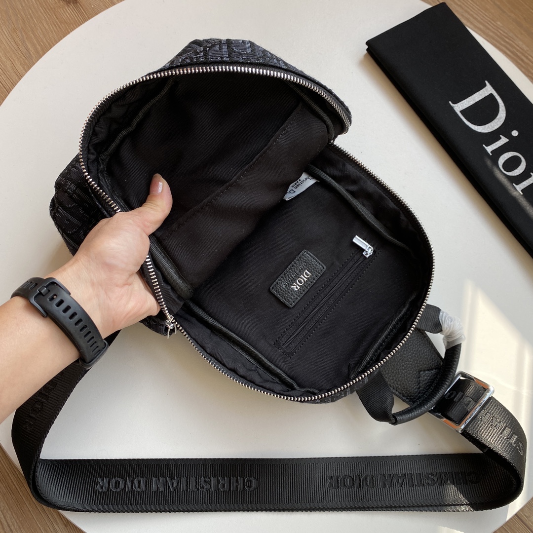 Cheap New Dior AAA-Class Men's Shoulder Bag in 212072, $130 USD- [IB212072] - Replica Dior AAA quality Bags For Men