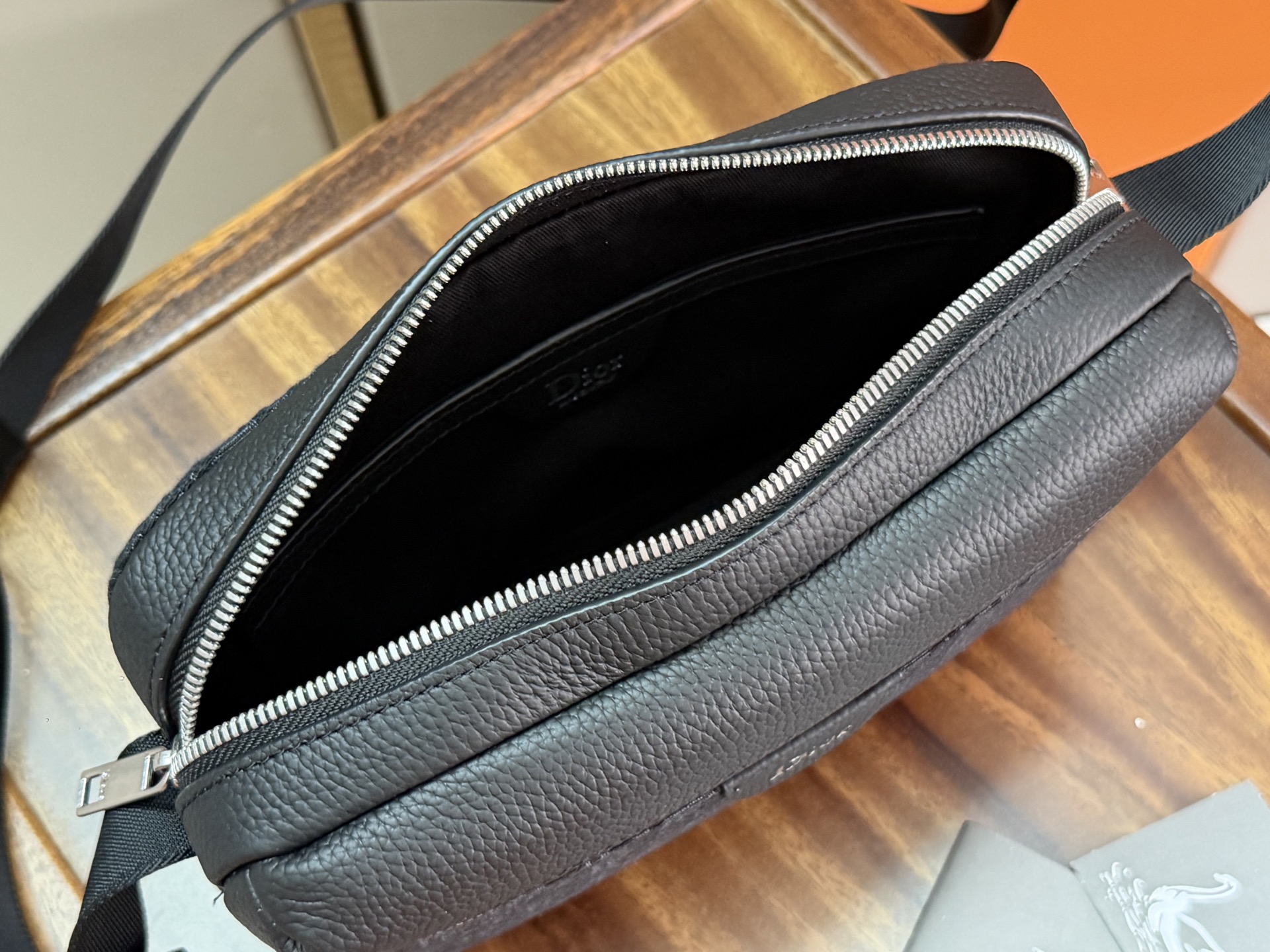 Cheap New Dior AAA-level men's zipper messenger bag in 212073, $95 USD- [IB212073] - Replica Dior AAA quality Bags For Men