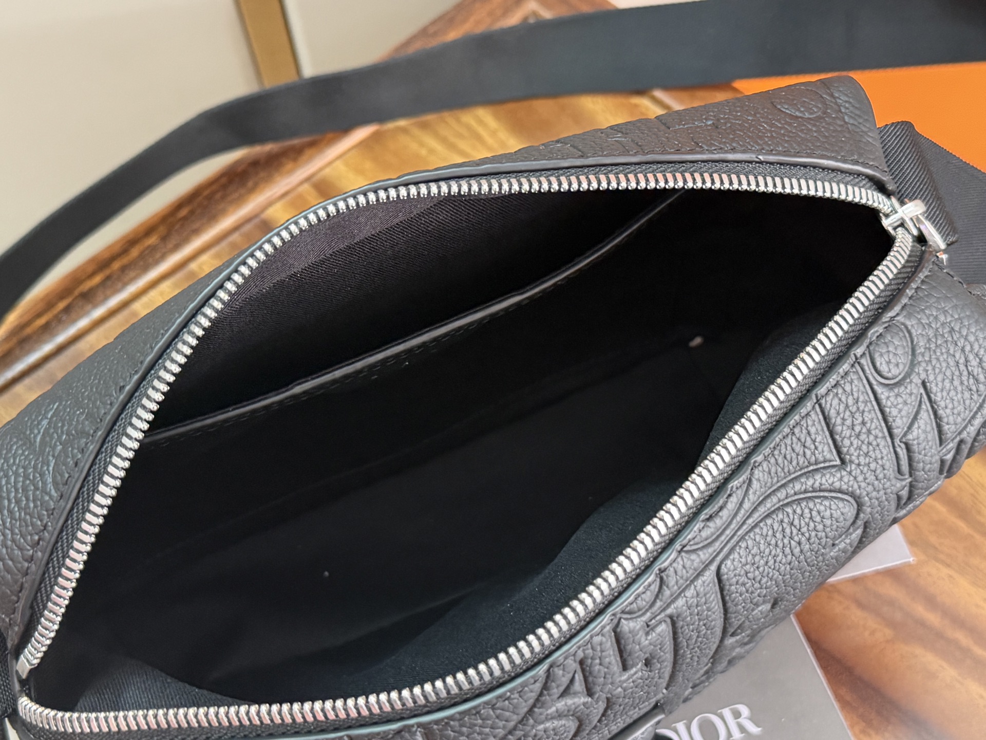 Cheap New Dior AAA-level men's crossbody bag in 212078, $105 USD- [IB212078] - Replica Dior AAA quality Bags For Men
