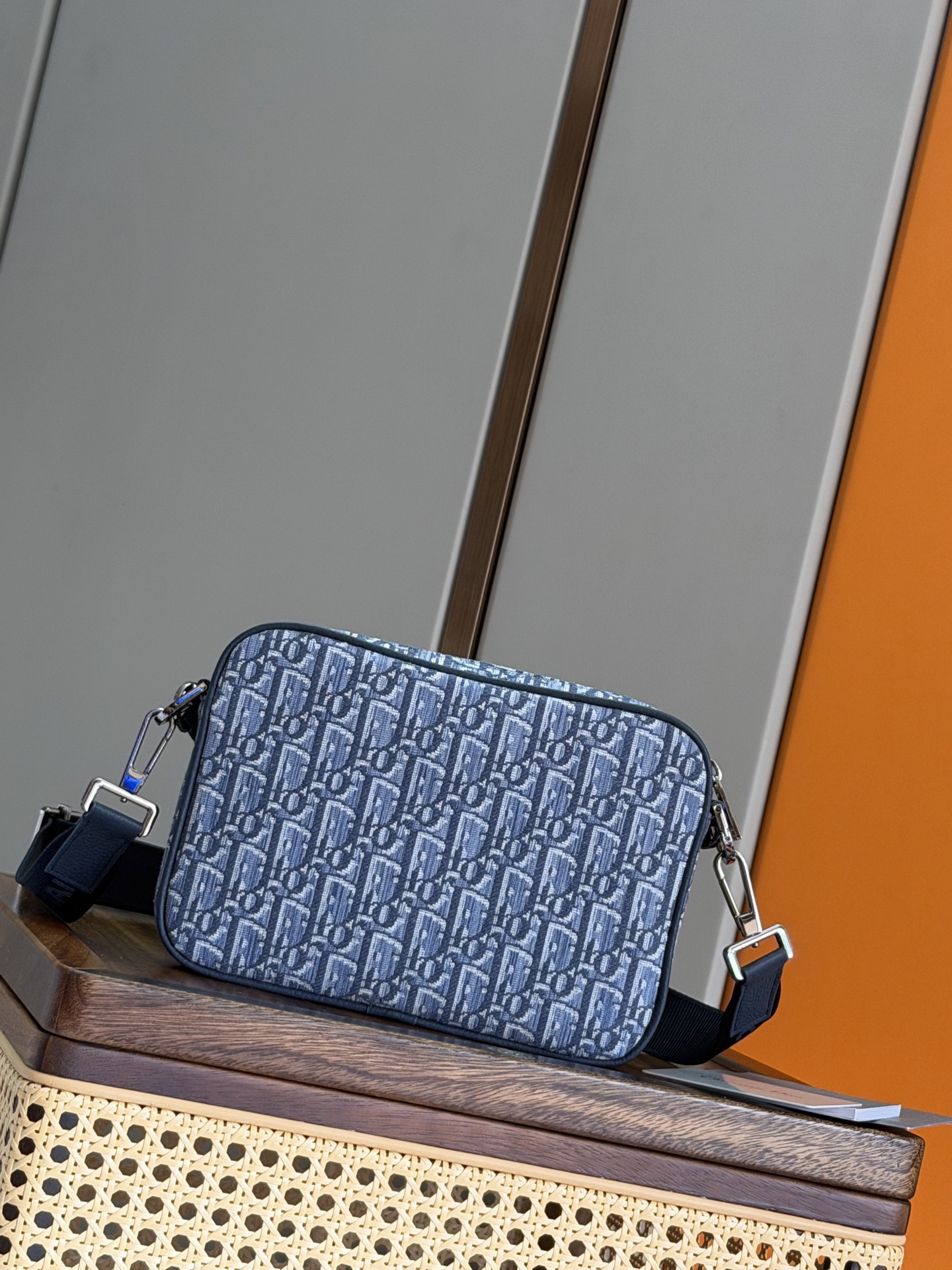 Cheap New Dior AAA-Class Women's Messenger Bag in 212084, $105 USD- [IB212084] - Replica Dior AAA Quality Handbags