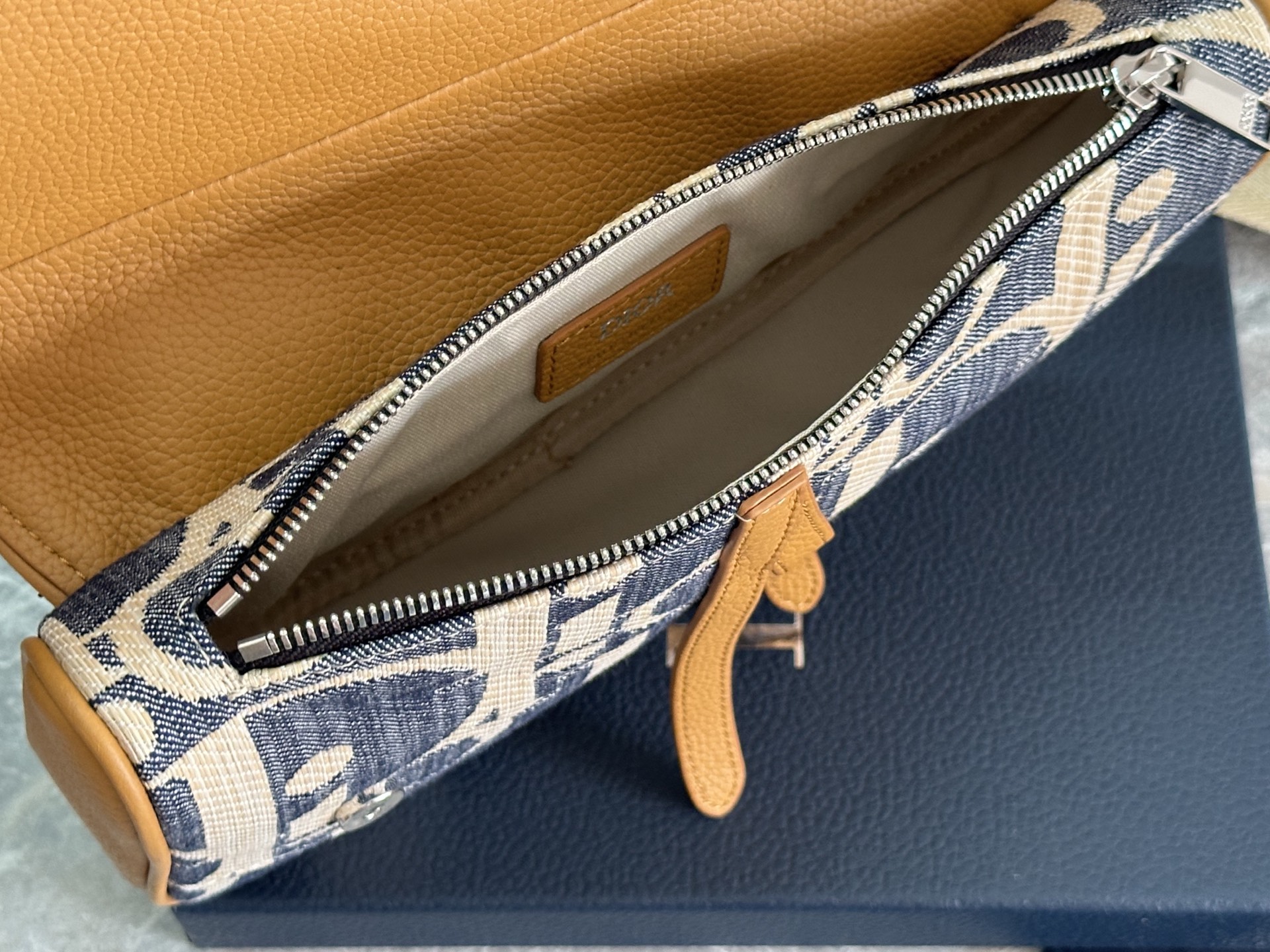 Cheap New Dior AAA-Class Men's Saddle Bag in 212091, $95 USD- [IB212091] - Replica Dior AAA quality Bags For Men